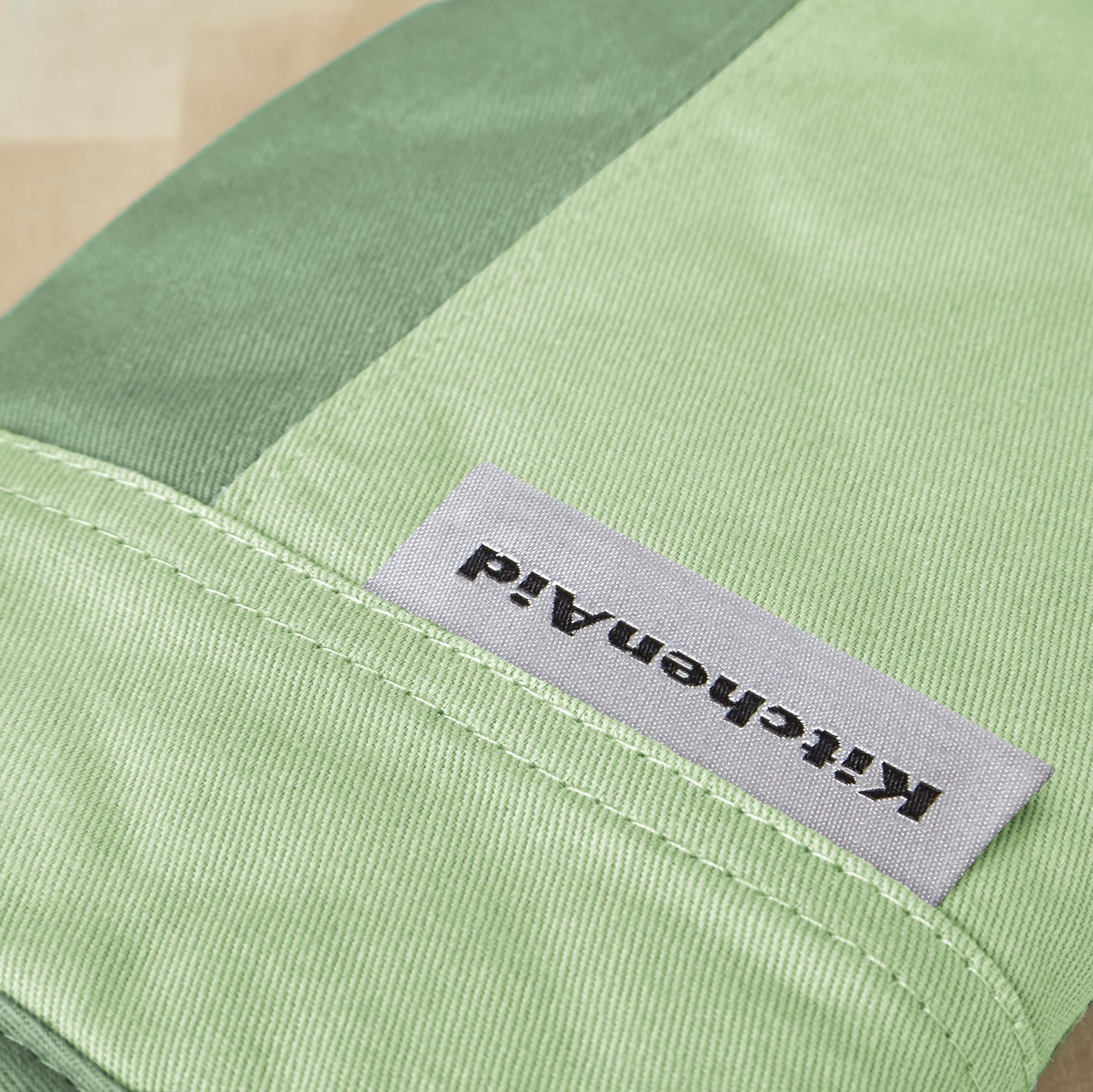 KitchenAid Beacon Two-Tone Non-Slip Mini Oven Mitt Set - Pistachio/Graphite Green, 5.5