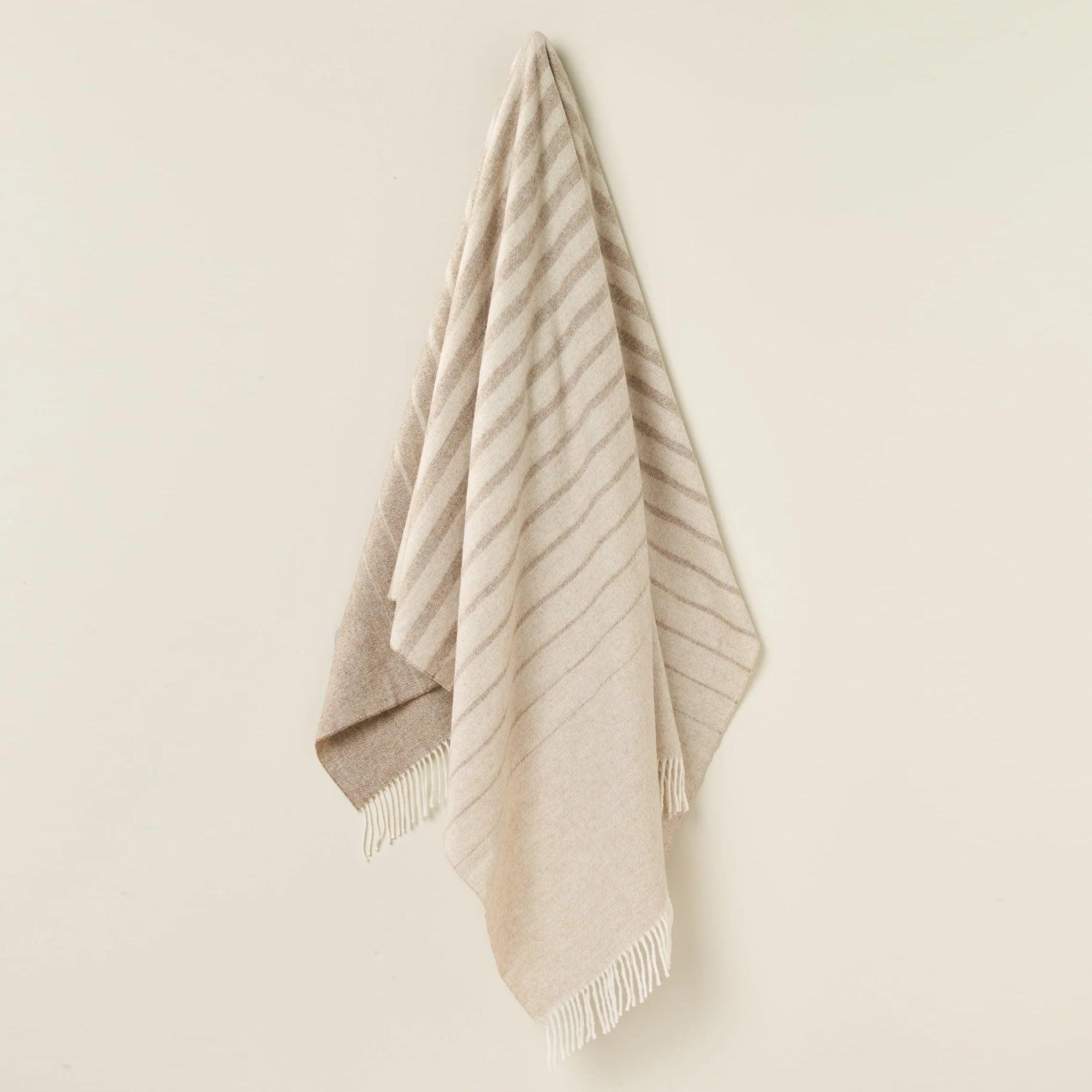 Albion Natural Merino Lambswool Throw Blanket - Ultra Soft & Warm Wool Blanket for Bed, Couch, Sofa - Perfect for Winter, Travel & Home Decor