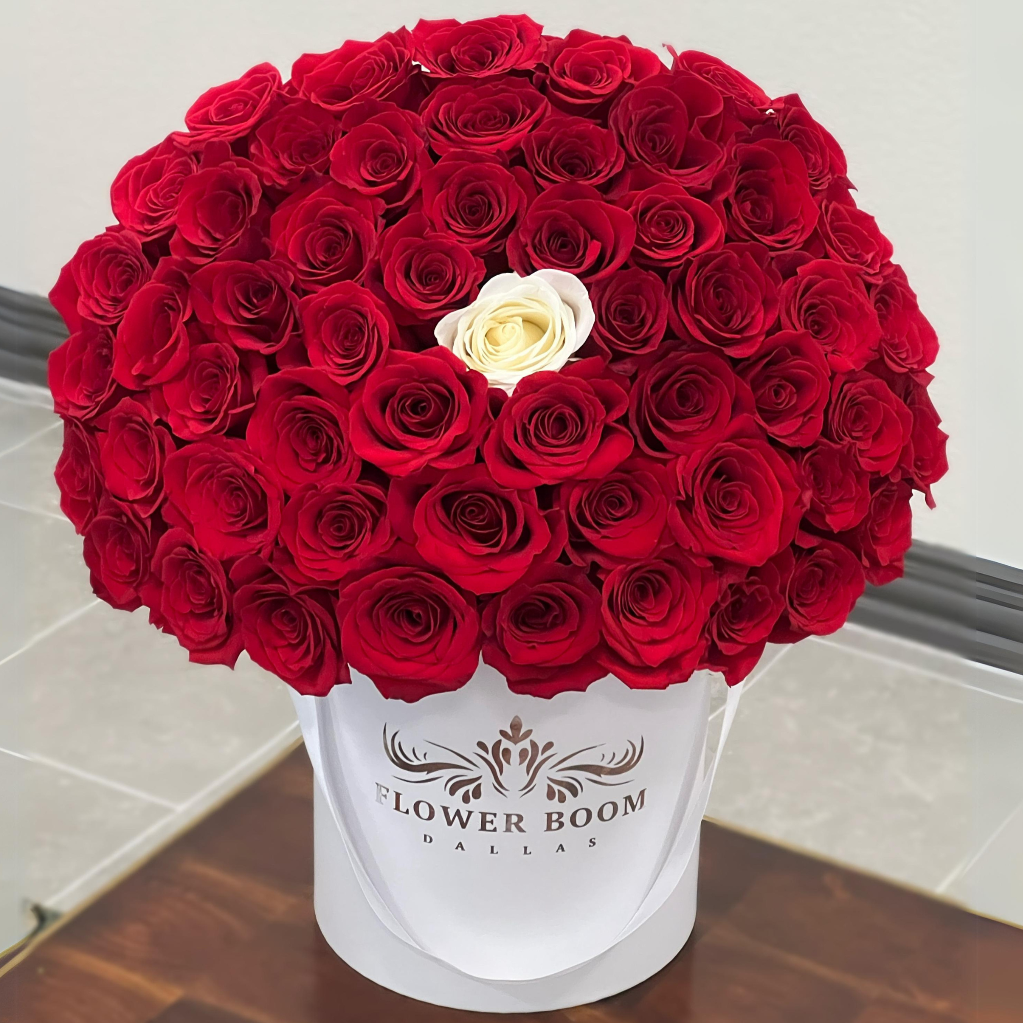 Beautiful Artificial Roses for Anniversary Gifts - Long Lasting Silk Flowers for Romantic Decor, Wedding Centerpieces & Home Décor