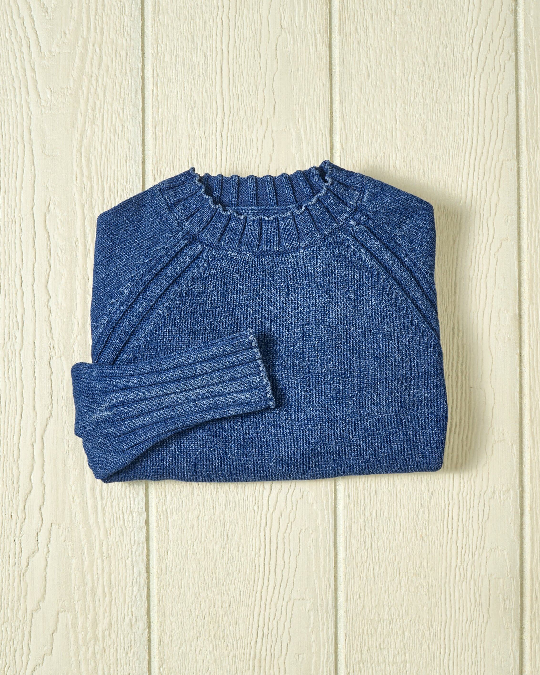 Deep Sea Quaker Crewneck Sweater for Men - Soft Cotton Indigo Pullover - Casual Winter Knitwear for Outdoor Activities & Cozy Loungewear