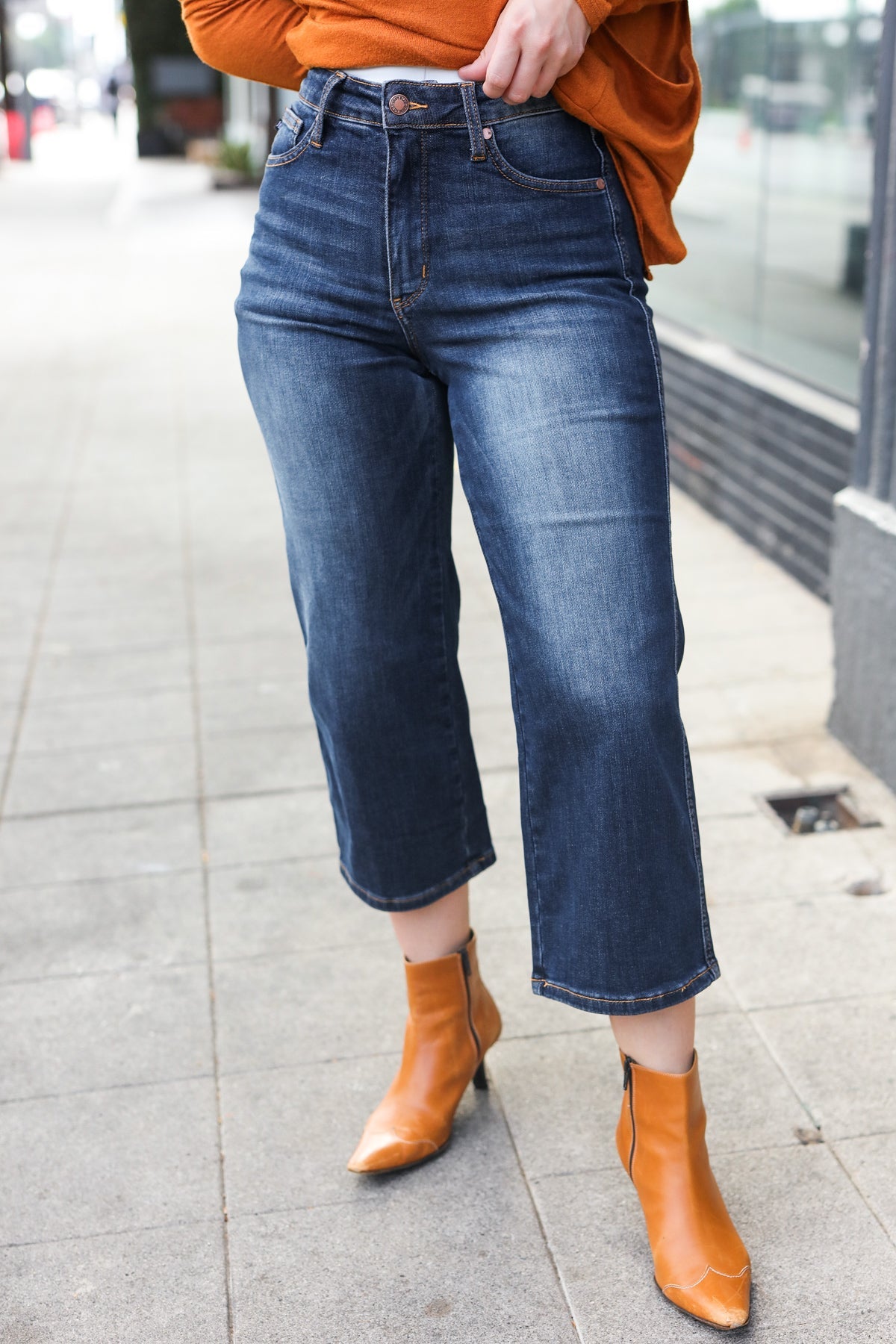 Judy Blue Women's Dark Wash Mid Rise Cropped Wide Leg Jeans - Comfortable Stretch Denim for Casual Wear & Everyday Outfits