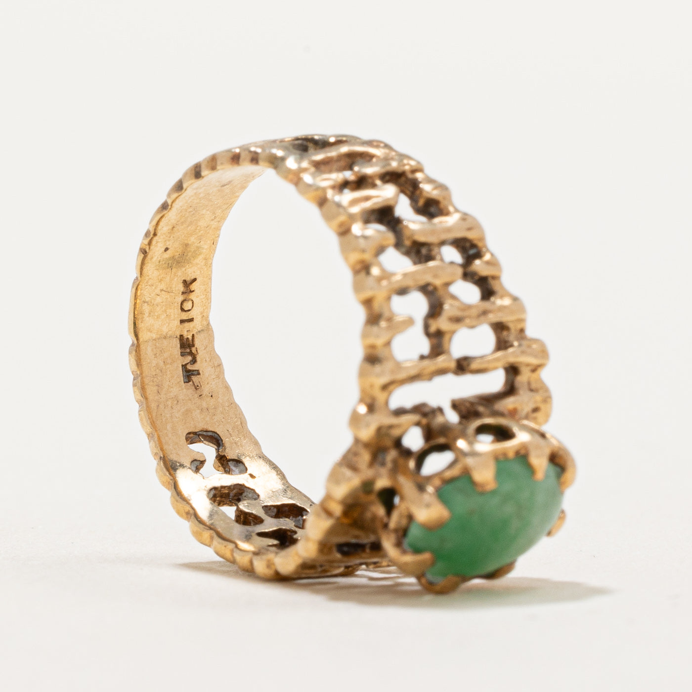 Oval Cabochon Jade Textured Ring - 0.90ct Natural Stone Jewelry - Size 5.25 - Elegant Boho Style Statement Ring for Women - Perfect for Weddings, Parties & Everyday Wear