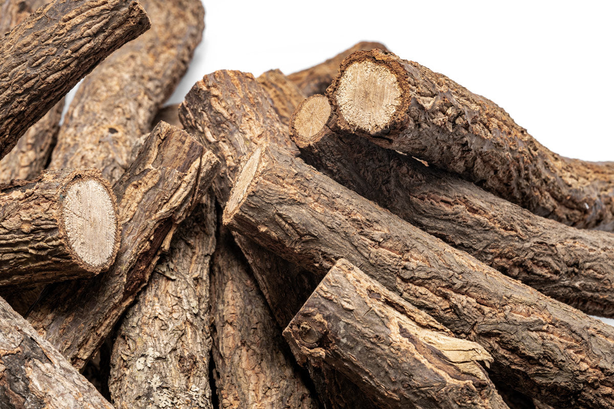 Premium Kiln-Dried Log Wood for Fireplace, Camping & Outdoor Fire Pits - Natural Hardwood Firewood for Cozy Nights & Backyard Gatherings
