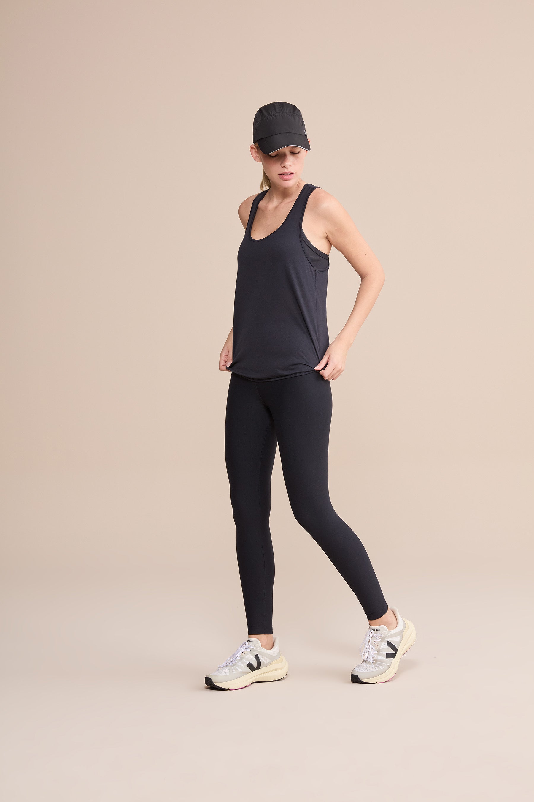 Comfortable Basic Tank Top for Women - Soft & Breathable Cotton Casual Wear - Perfect for Yoga, Gym, and Summer Outfits