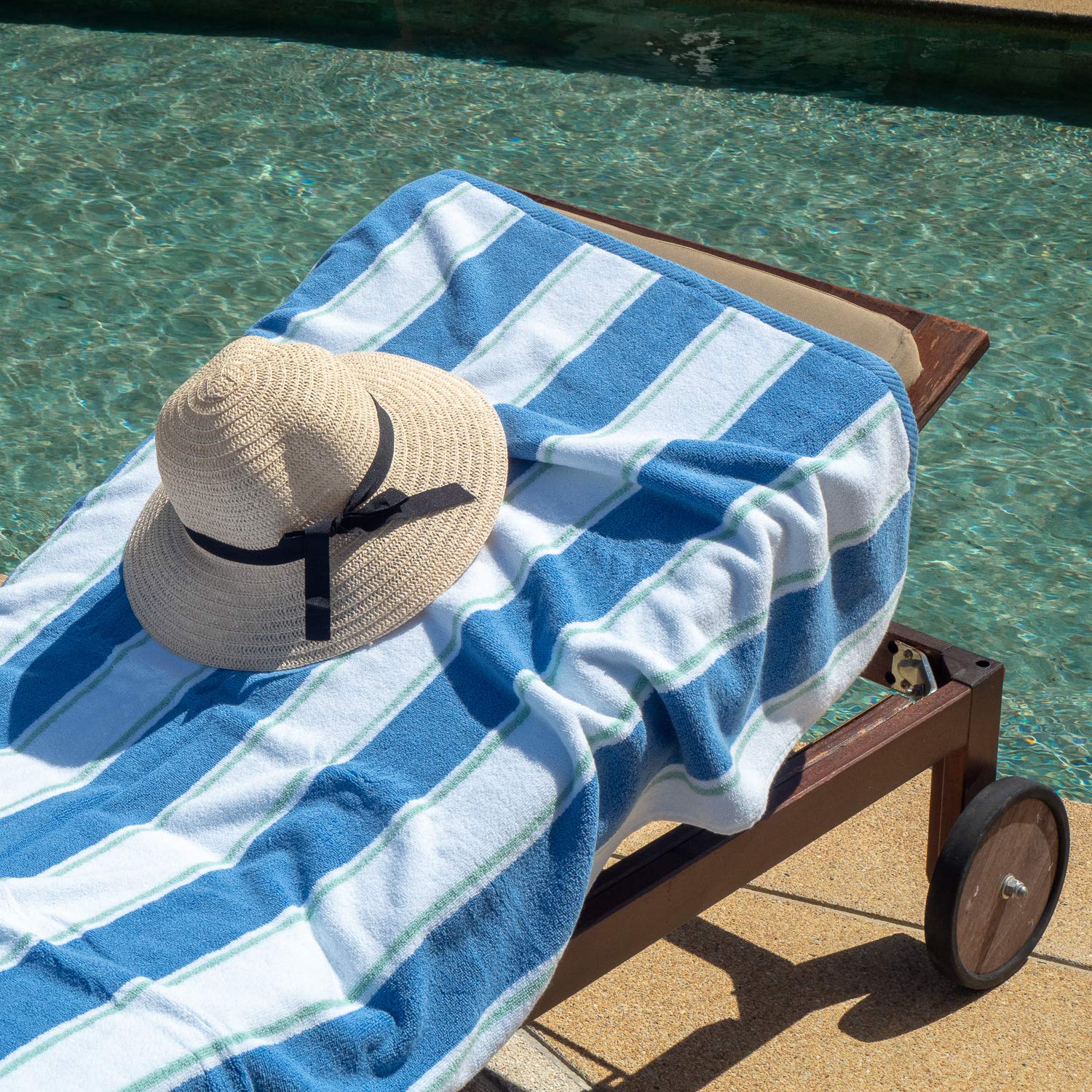 Aston & Arden Striped Beach Towel - Oversized 35x70 Inch Soft Plush Cotton Towel, 600 GSM Heavyweight & Luxurious for Pool, Beach, Resort - Perfect for Sunbathing, Hot Tub & Vacation - Blue Green Stripes