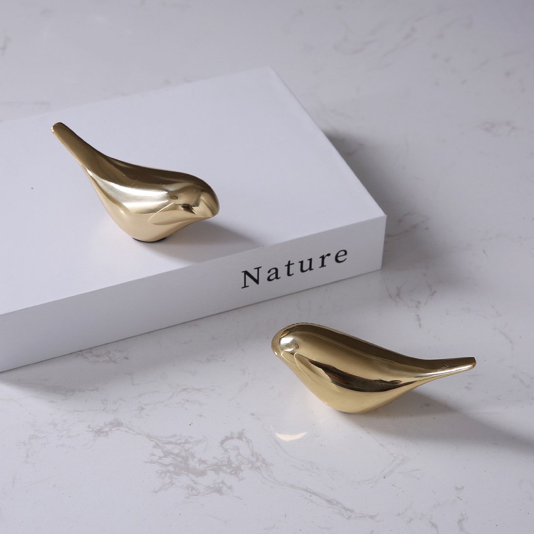 Metal Bird Decorations & Sculptures Set of 2 - Elegant Home Decor for Living Room, Garden & Outdoor Spaces