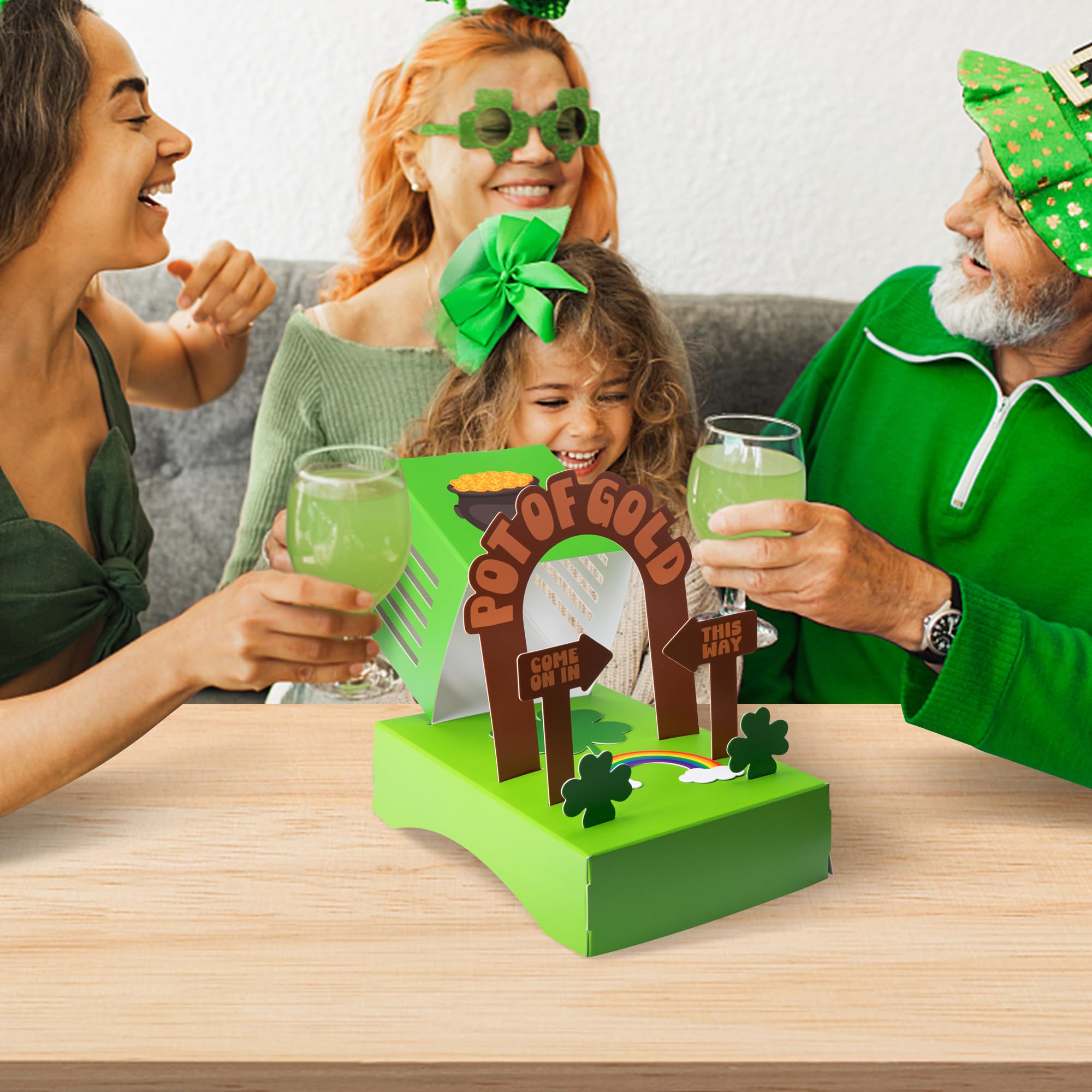 RunNico St. Patrick's Day Leprechaun Trap Kit - DIY Craft Kit for Kids, Fun St Patricks Day Party Supplies to Catch a Leprechaun - Perfect for Classroom Activities, Home Decor & Festive Holiday Celebrations (Cage Included)