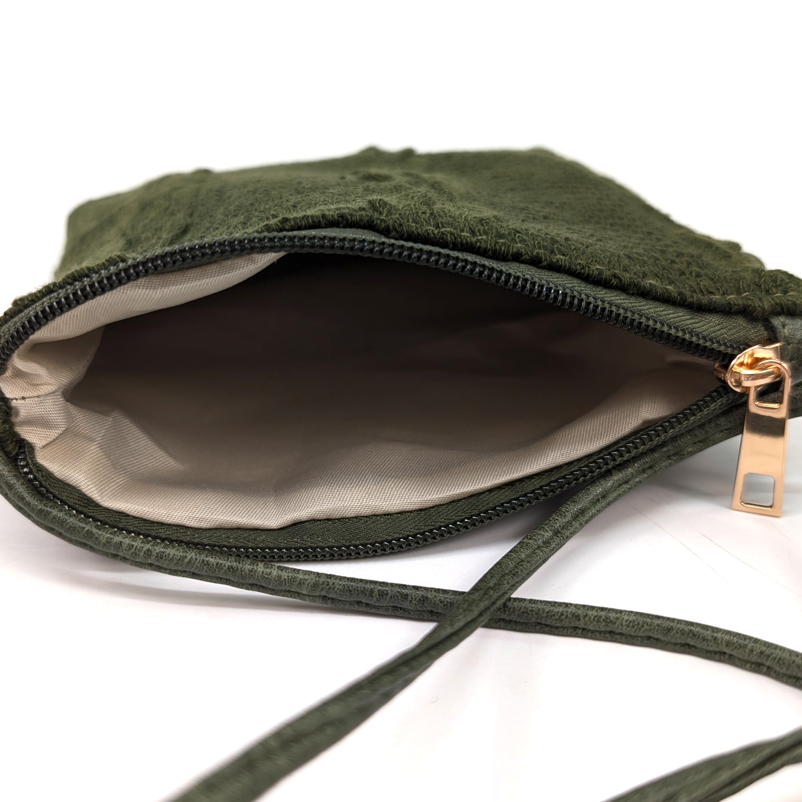 Stylish Dark Green Knitted Crossbody Bag for Women - Trendy Handbag for Everyday Use, Travel & Shopping