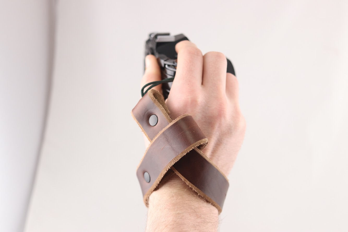 Premium Brown Leather Wrist Strap - Adjustable & Comfortable for Smartwatches, Fitness Trackers & Outdoor Activities