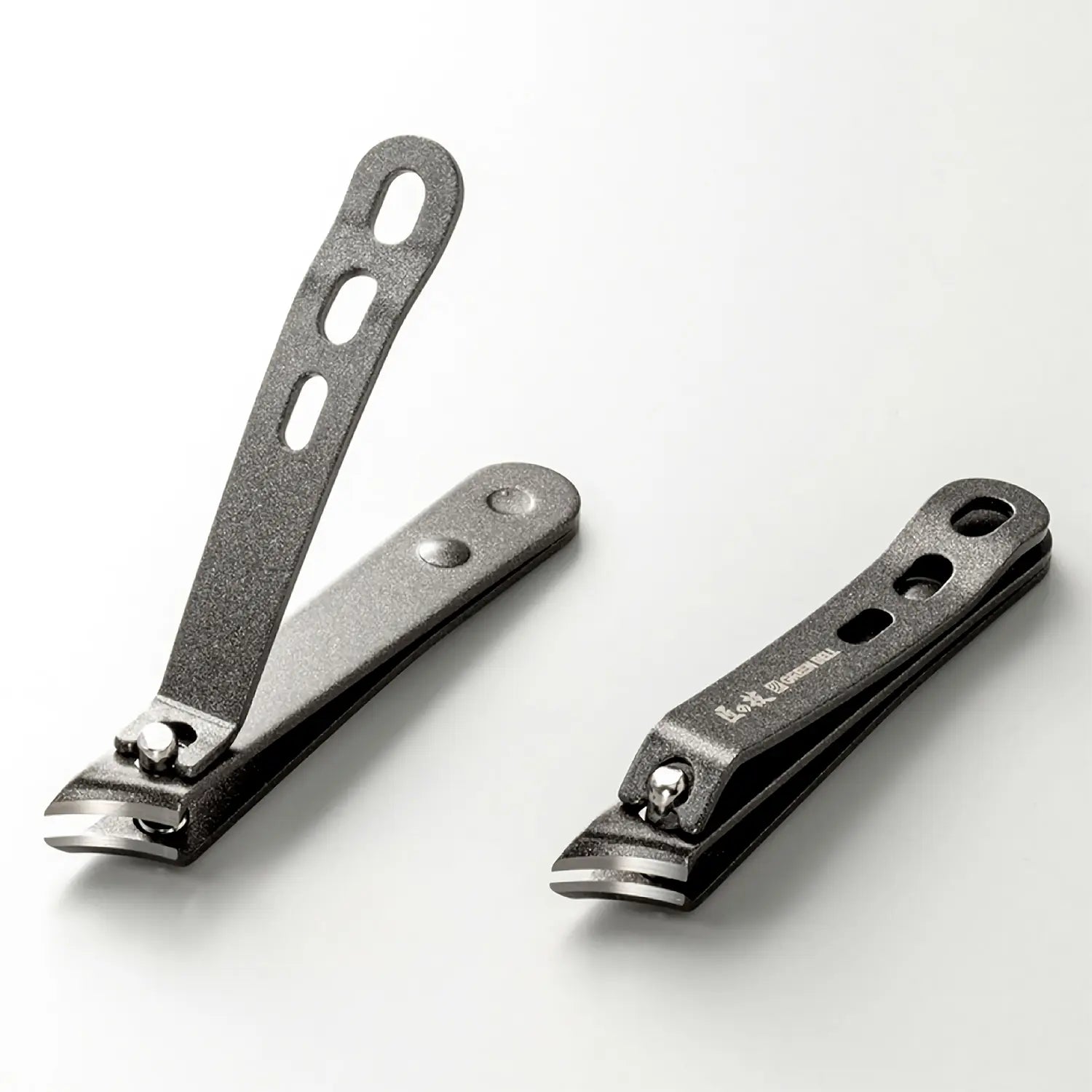 Premium Stainless Steel Curved Blade Toenail Clippers - Green Bell Takuminowaza Professional Nail Trimmer for Thick & Ingrown Toenails - Ideal for Elderly, Diabetics & Pedicure Care