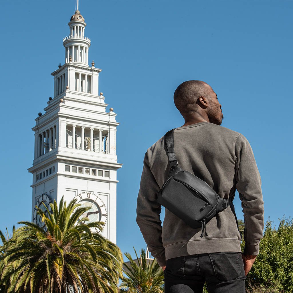 Peak Design Everyday Sling V2 3L Crossbody Camera Bag - Compact Waterproof Photography Backpack for DSLR & Mirrorless - Perfect for Travel, Hiking & Urban Commute