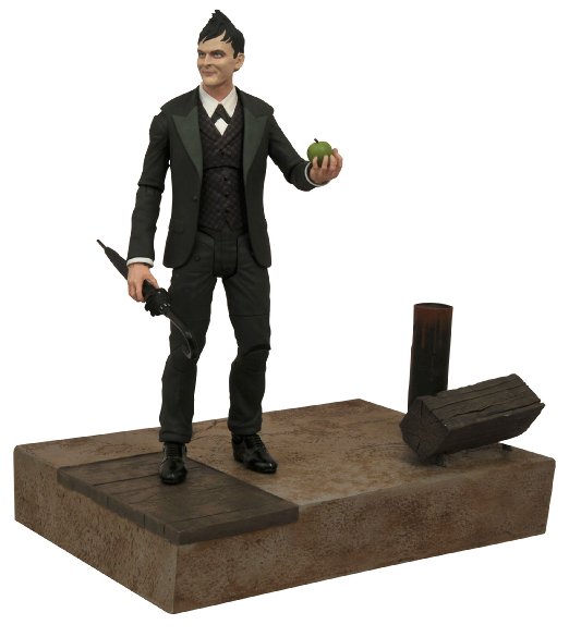 DC Comics Gotham Select The Penguin Action Figure - Collectible 6-Inch Figure with Detailed Sculpt & Accessories - Perfect for Display, Gifts, and Batman Fans