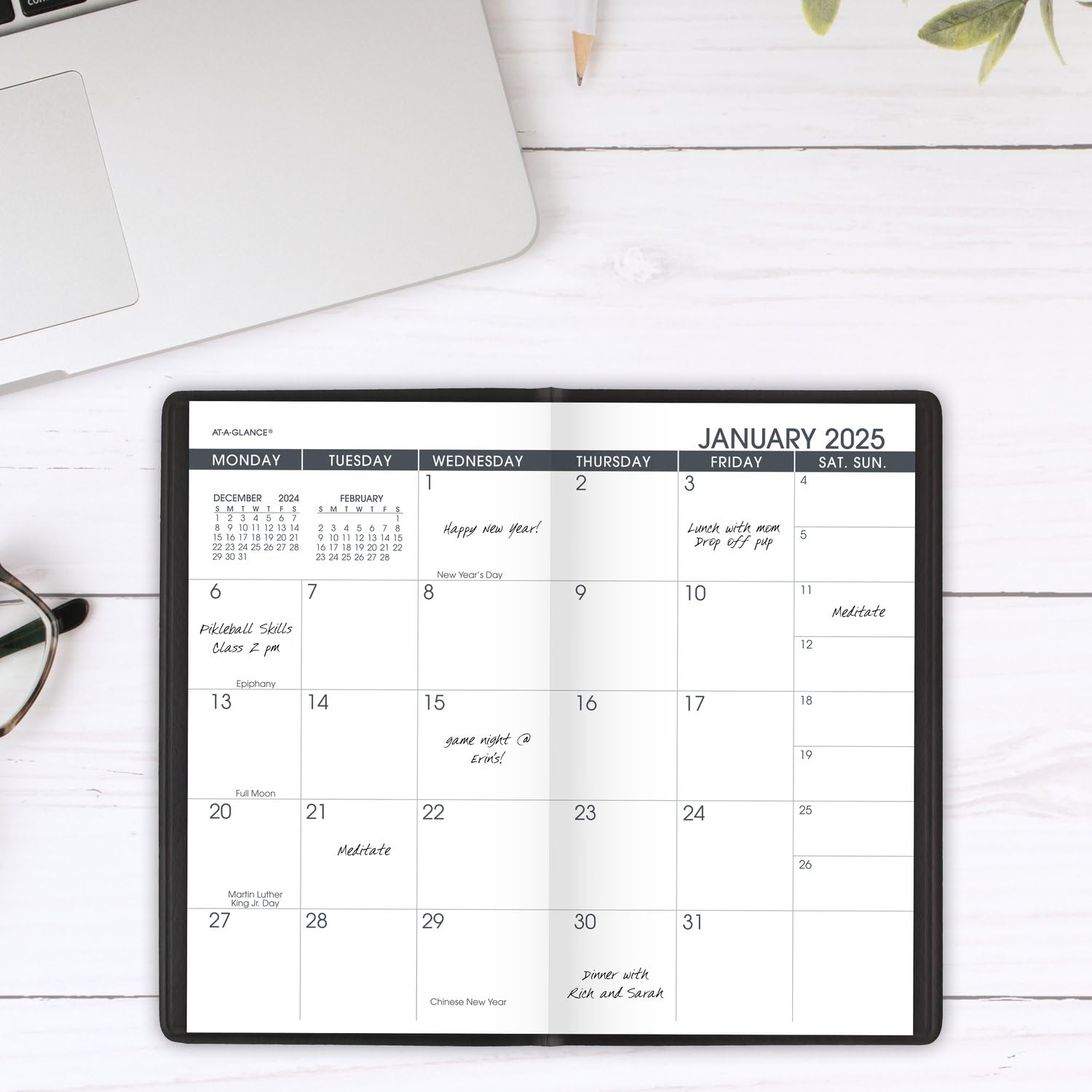 AT-A-GLANCE 2025-2026 Monthly Planner - Pocket Size 3.5