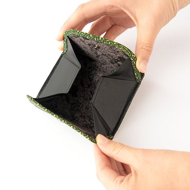 Premium Japanese Deerskin Leather Wallet with Urushi Lacquer - Gourd Pattern Dark Green - Handmade in Japan - Stylish & Durable Fold Wallet for Men & Women - Perfect for Everyday Use, Travel & Gifts
