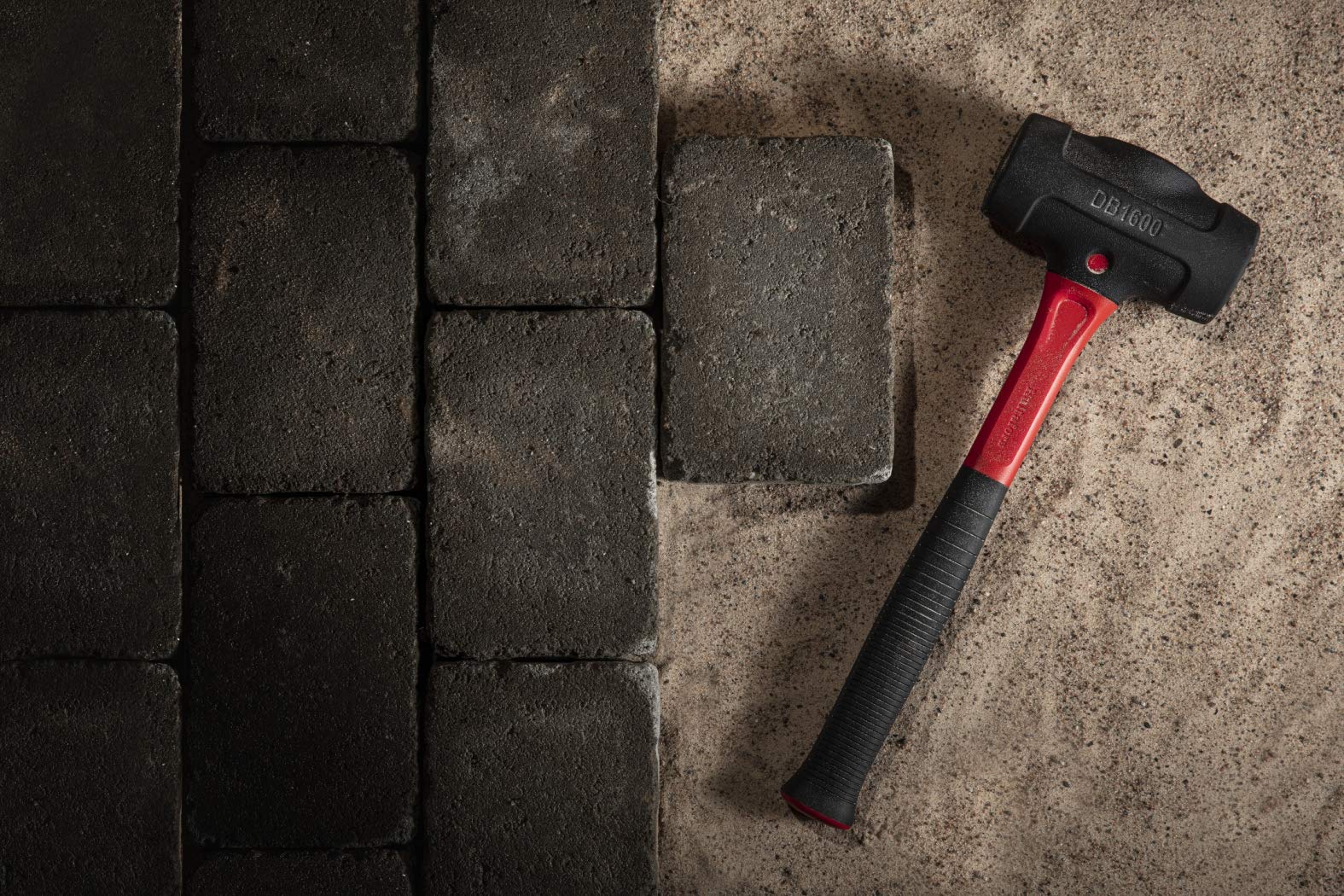 Hultafors DB 1600 Dead Blow Hammer - Non-Rebound Rubber Mallet with Coated Surface (823413) - Perfect for Auto Body Work, Woodworking & Metalworking Projects