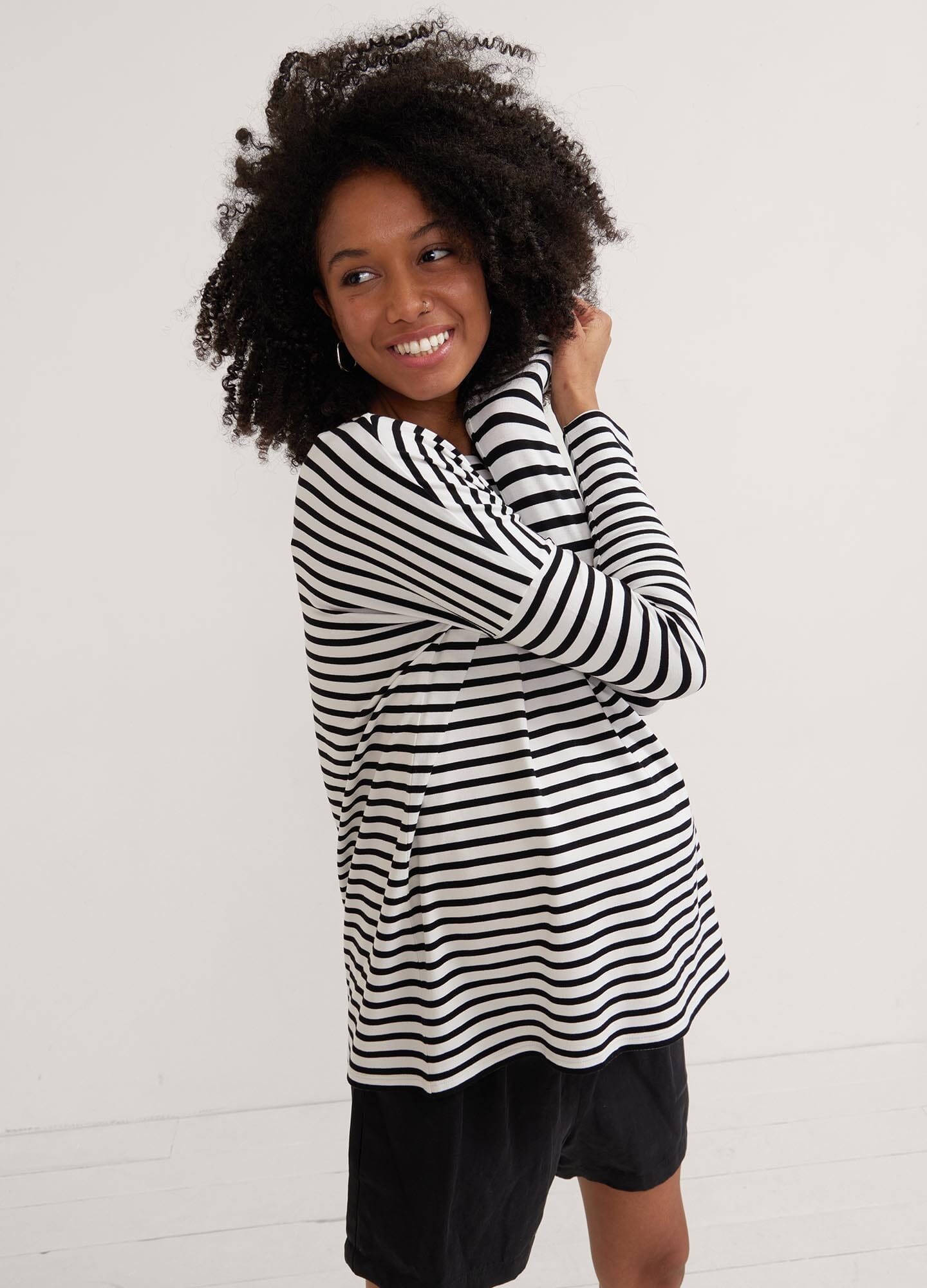 Premium Soft Cotton Long Sleeve T-Shirt for Men & Women - Comfortable Casual Wear for Everyday, Workout & Layering