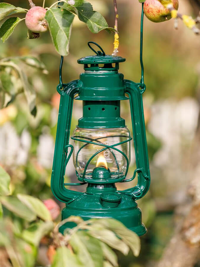 Feuerhand Baby Special 276 Hurricane Lantern - Vintage Outdoor Camping Light for Emergency, Garden, Patio & Power Outages
