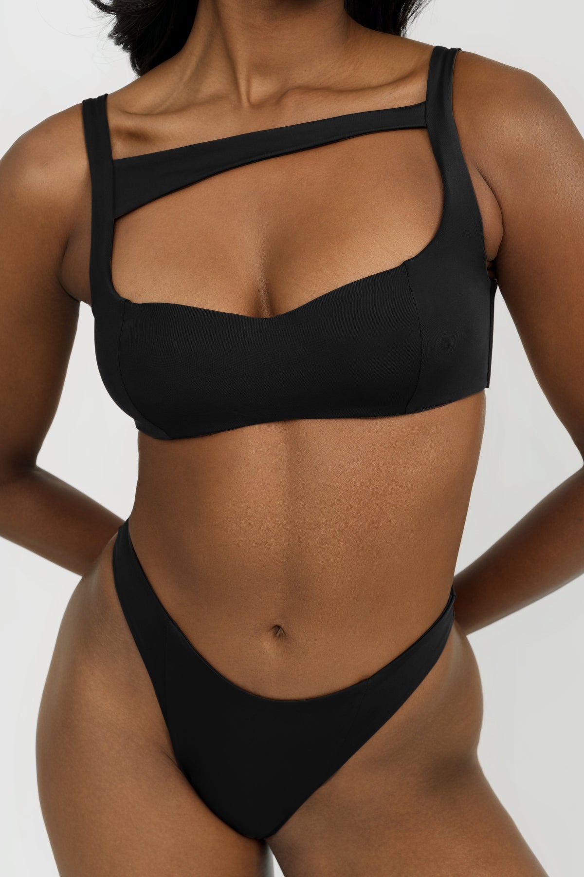 Kali Top for Women - Stylish Black Yoga Tops for Workout & Lounge Wear - Perfect for Yoga, Gym, and Casual Outfits