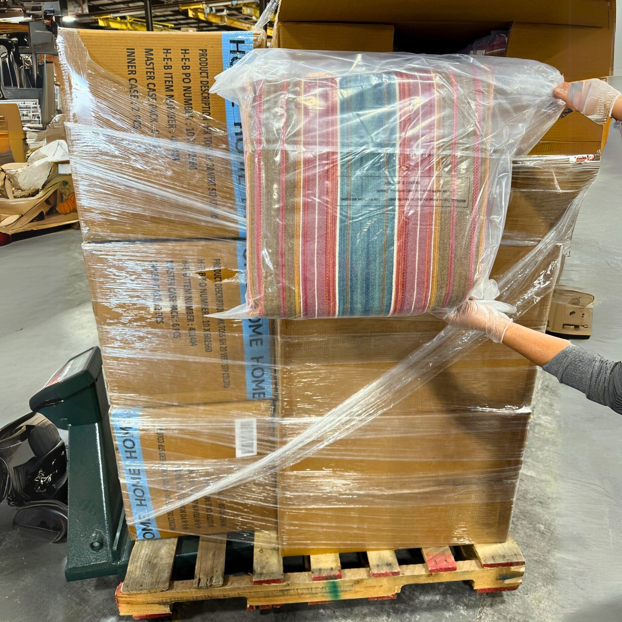 HK TOSS GH 20 VERT STP Colors - Bulk 54 Pcs Per Pallet - Durable Plastic Step Stools for Home, Kitchen, Bathroom & Office Use