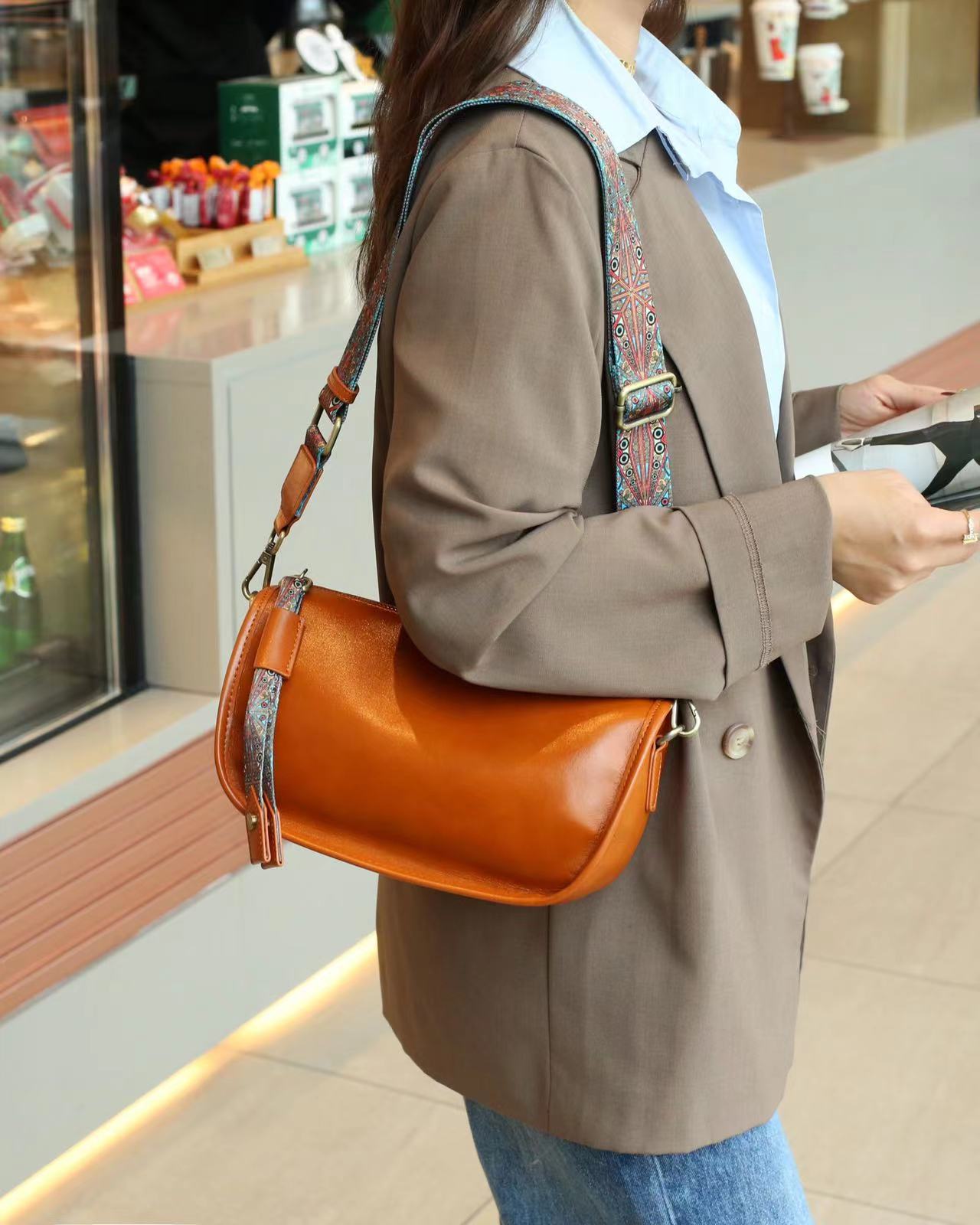 Soft Mini Crossbody Bag for Women - Lightweight & Comfortable Everyday Shoulder Purse - Perfect for Work, Travel & Shopping