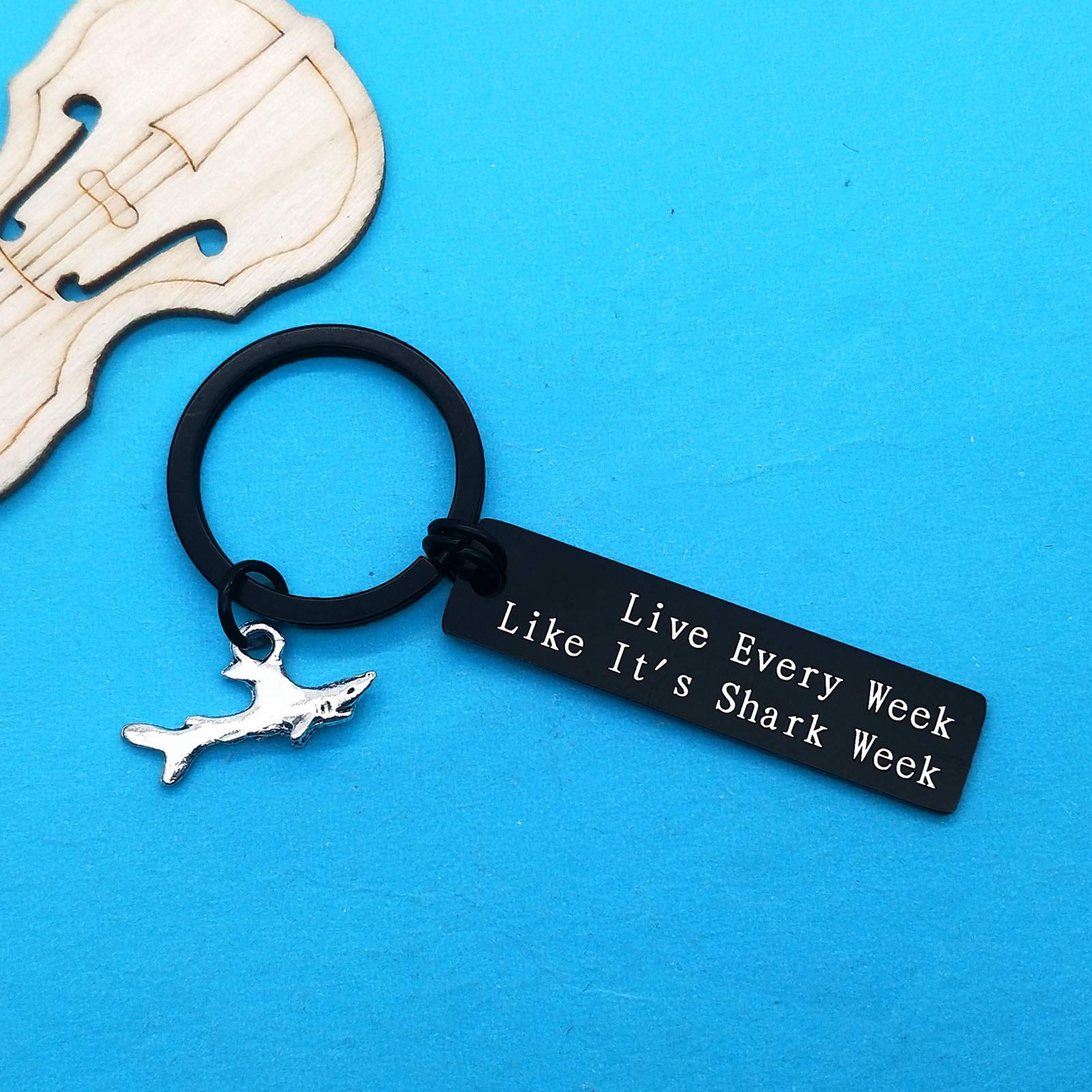 Shark Keychain - Unique Shark Lover Gift for Men, Women, Kids | Perfect for Shark Week, Diving Enthusiasts & Marine Life Fans | Great for Backpacks, Keyrings & Gifts