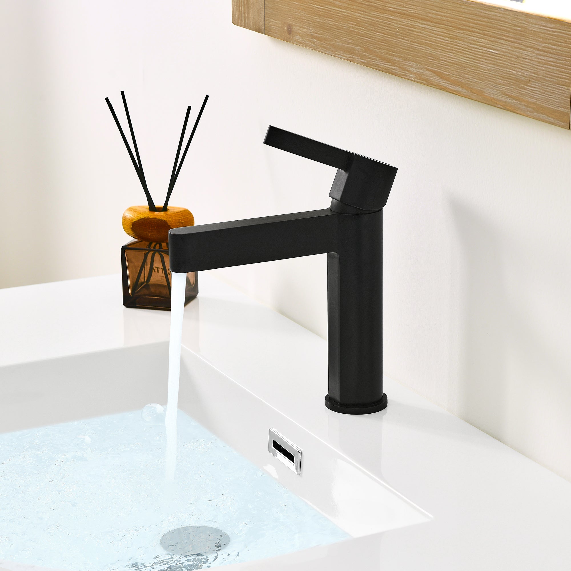 Stila Single Hole Single Handle Bathroom Faucet - Modern Chrome Bathroom Sink Faucet for Vanity, Powder Room & Guest Bath | Easy Installation & Durable Design