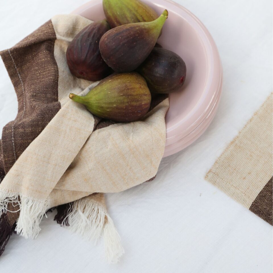 DESIGNSTUFF Fringed Napkins Set of 2 - Coffee Bean & Light Grey Cotton Table Linens for Dining, Kitchen Decor, and Party Supplies - Perfect for Dinner Parties, Weddings, and Home Decor