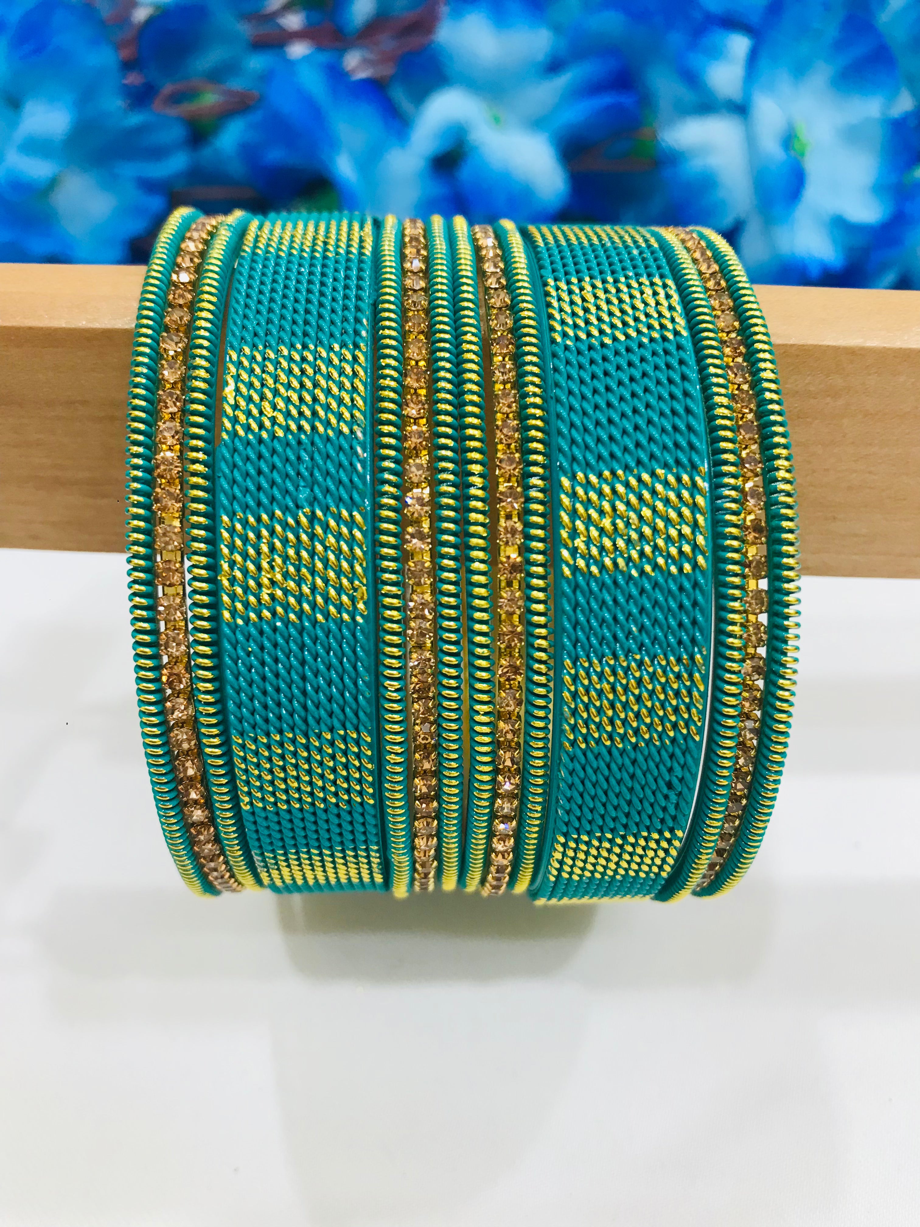 Stylish Teal Green Spiral Metal Bangles for Women - Fashion Jewelry Accessory for Parties, Weddings & Everyday Wear