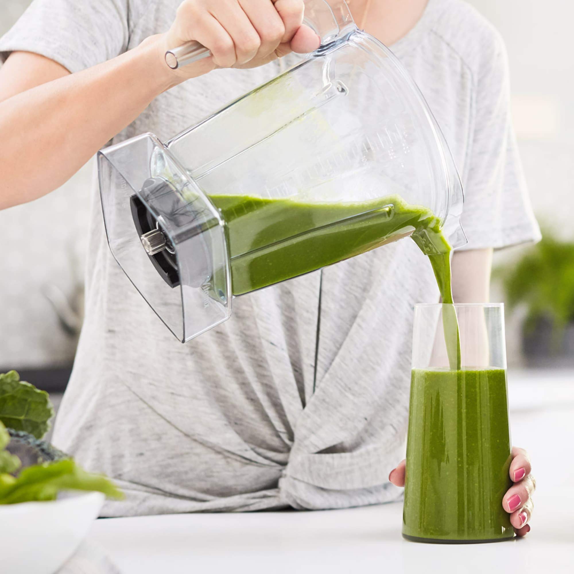 Vitamix 48 oz. Clear Container - BPA-Free Blender Jar for Smoothies, Soups & Sauces - Perfect for Vitamix 56085 Blender Models - Ideal for Home & Commercial Kitchens