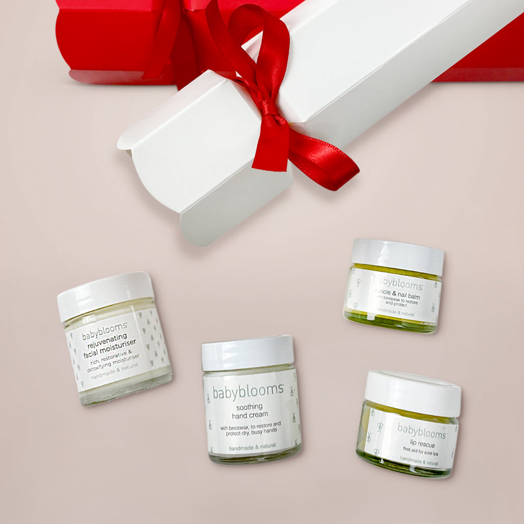 Premium Christmas Skincare Gift Set for Mom - Hydrating Facial Cream, Anti-Aging Serum & Luxurious Eye Gel | Perfect Holiday Present for Women, Mothers & Wives