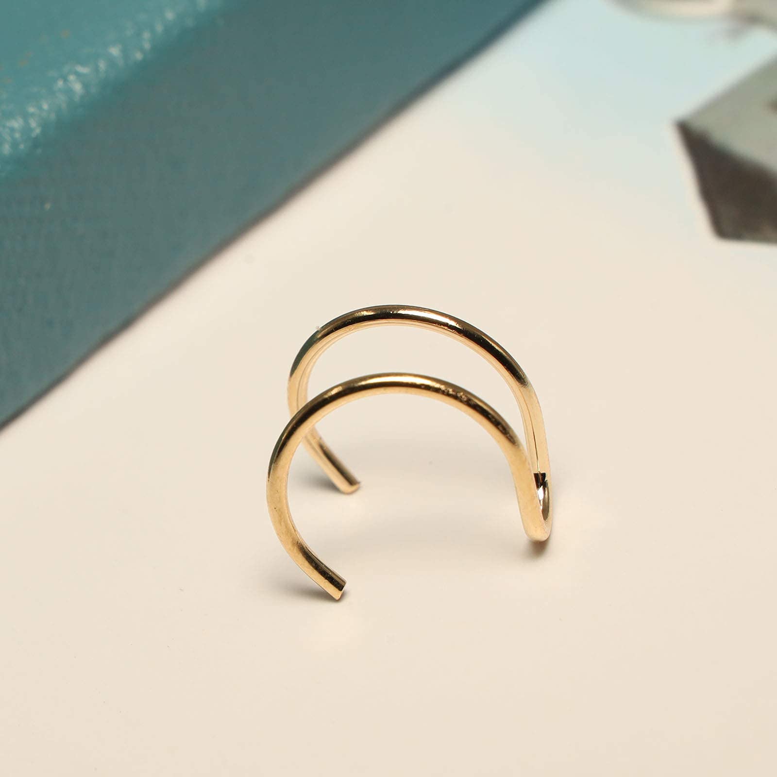 YienDoo Cute Non-Pierced Ear Cuff Clip - Minimalist Unilateral Cartilage Earrings, Unique Ear Crawler Climber Fashion Jewelry for Women | Perfect for Parties, Weddings & Everyday Wear