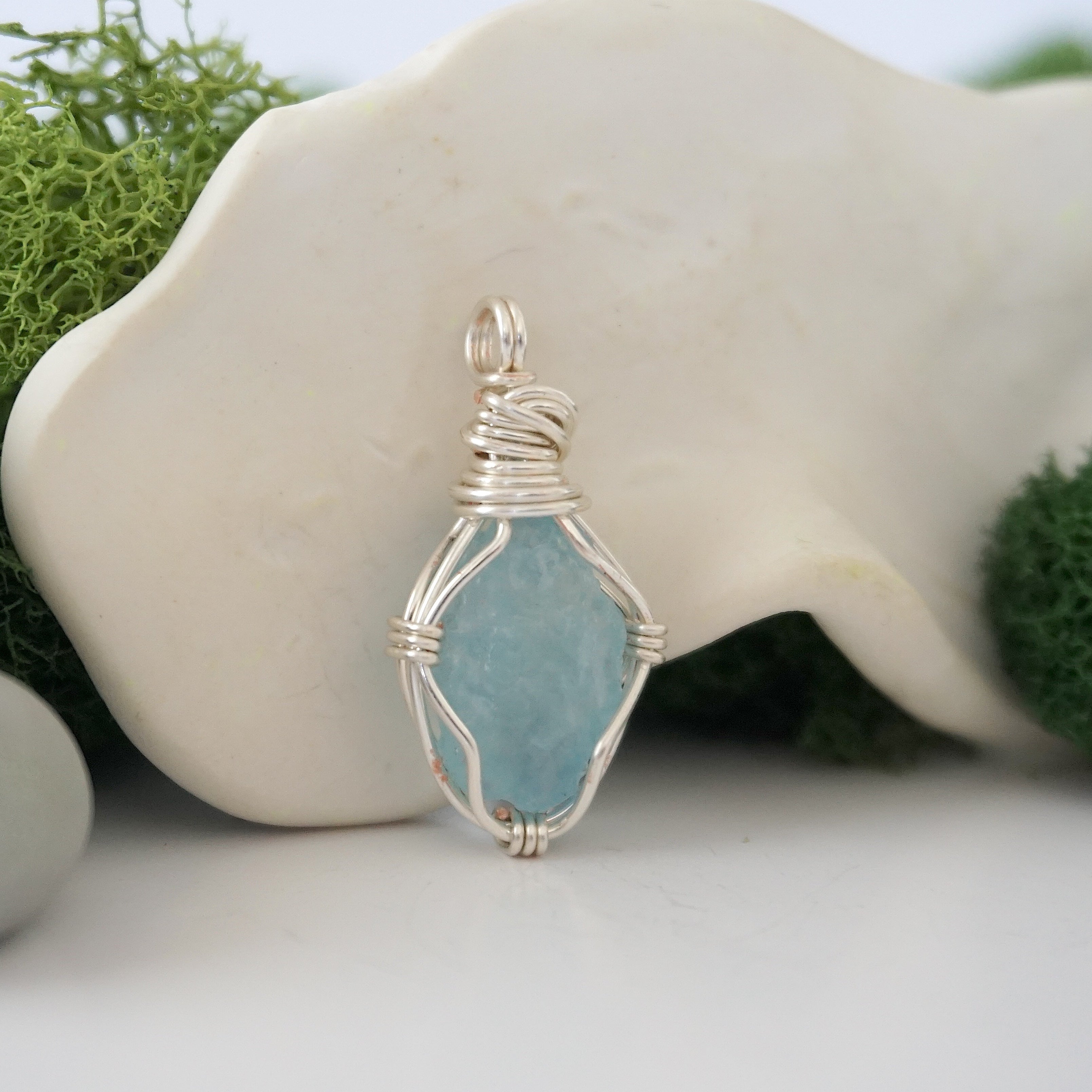 Elegant Aquamarine Birthstone Necklace - March Birthstone Jewelry for Women, Sterling Silver Pendant with Genuine Crystal | Perfect Gift for Mom, Daughter, Birthday & Anniversary