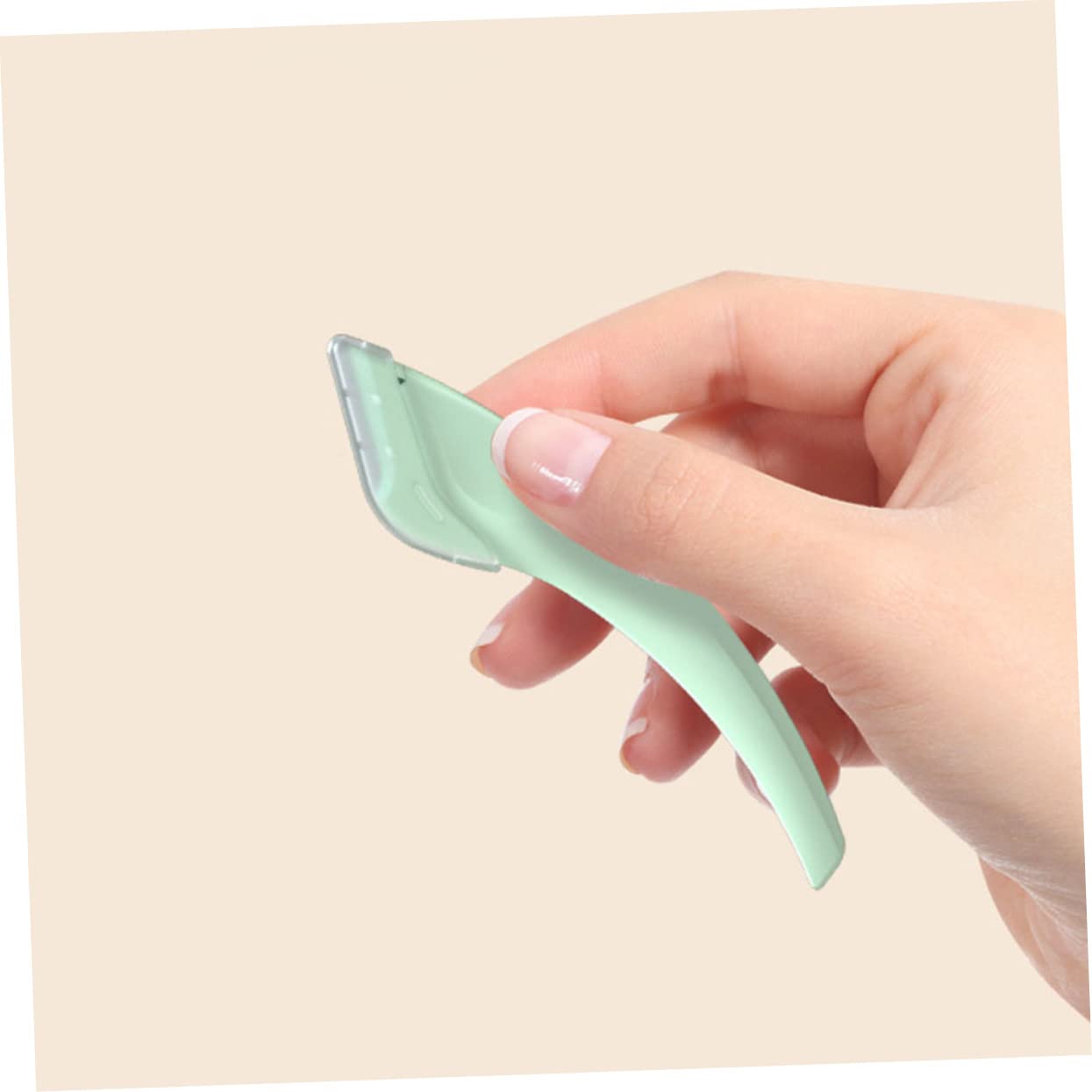 2-in-1 Eyebrow Trimmer & Shaver - Precise Eyebrow Razor & Cutter for Perfect Shaping - Professional Makeup Tool for Salon & Home Use - Ideal for Eyebrow Grooming, Shaping & Maintenance