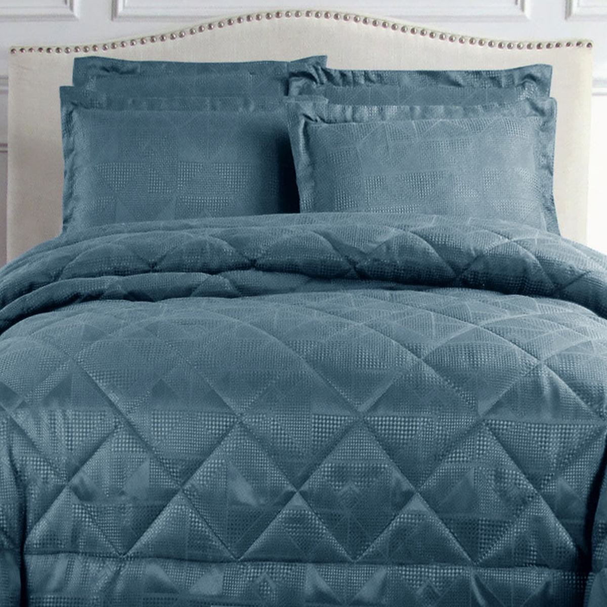 Luxury Hotel Living Eli Jacquard Comforter Set - Queen Size, Blue - Premium Bedding for Master Bedroom & Guest Room Decor
