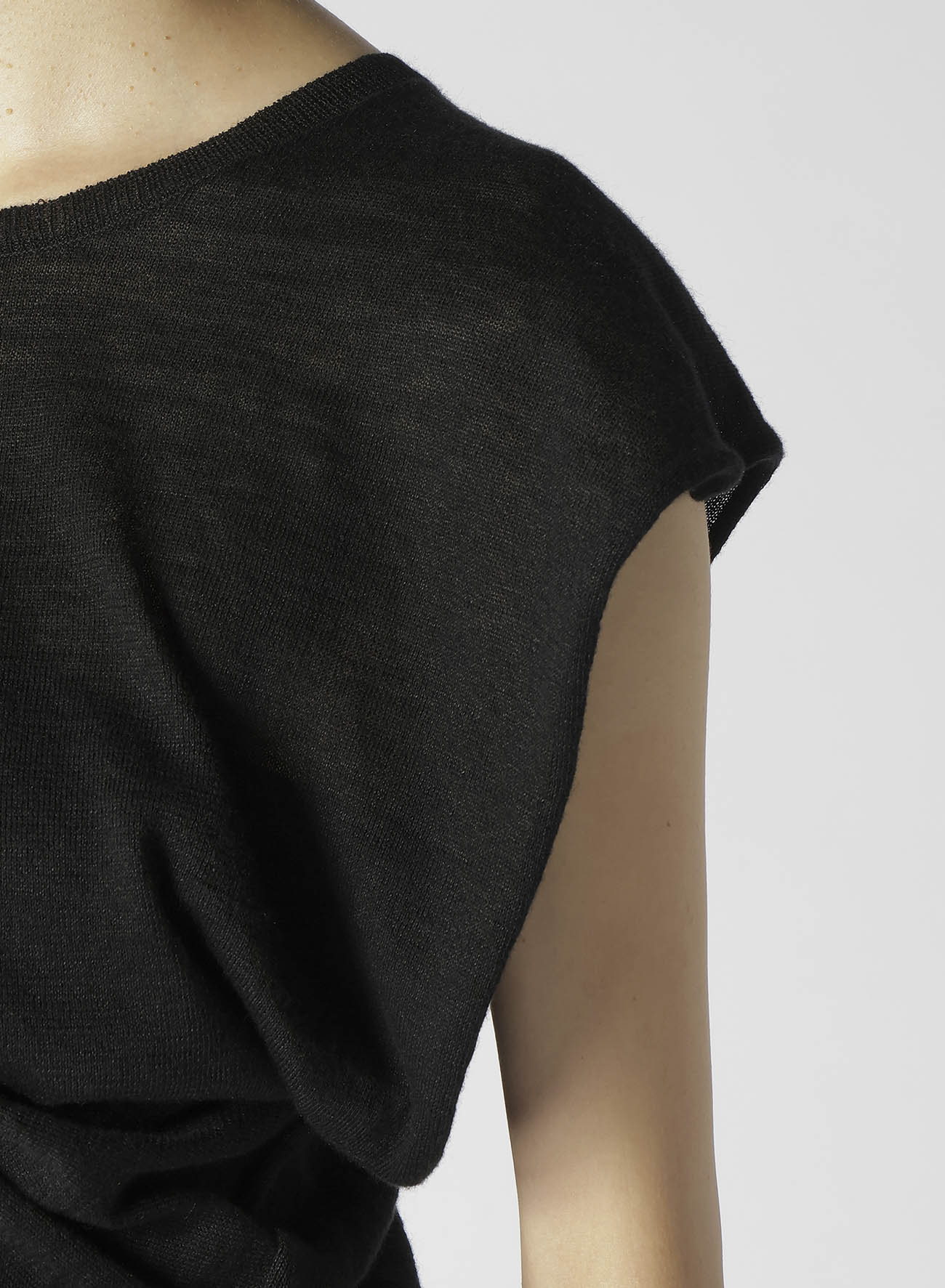 14G1P Low Tension Plain Stitch Drape Detail Short Sleeve Pullover Sweater - Casual Comfort Wear for Everyday Outfits & Layering