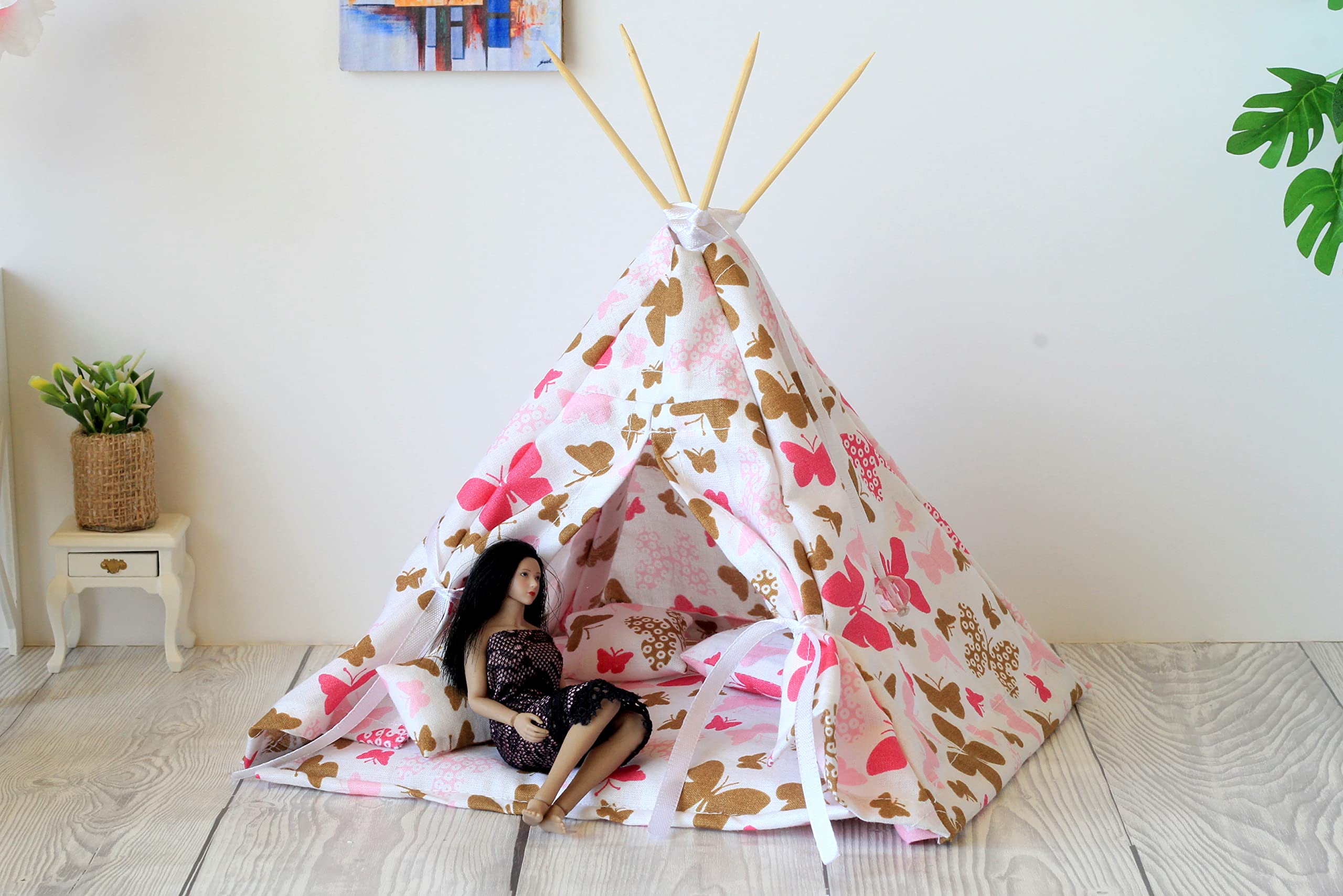 1:12 Scale Miniature Teepee Tent - Pink Dollhouse Play Tent with Mat & Pillows | Perfect for Dolls, Collectibles & Kids Pretend Play