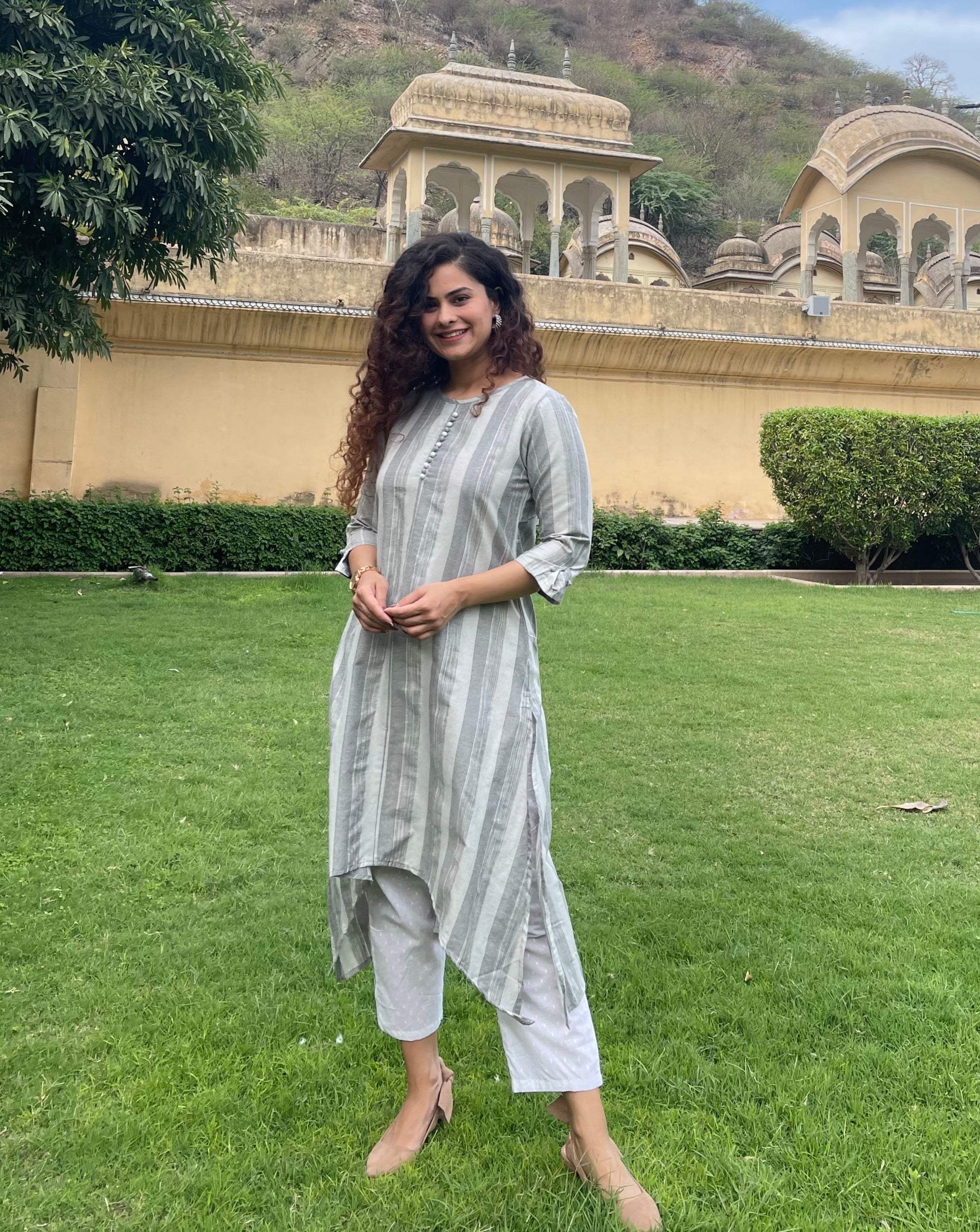 Stylish Grey Cotton Printed Kurta Set for Women - Comfortable & Trendy Ethnic Outfit for Festivals, Parties & Casual Wear