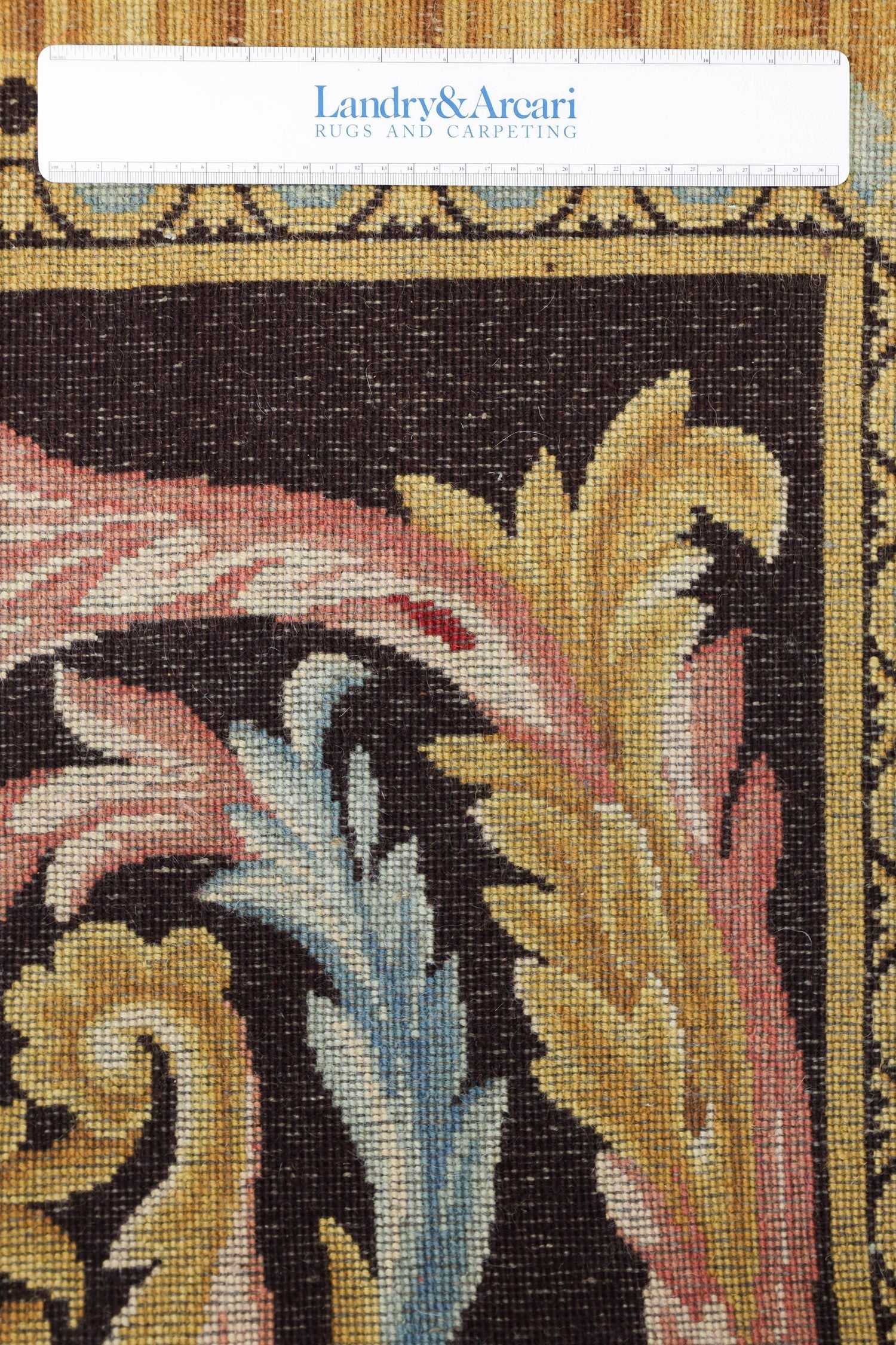 Antique Savonnerie Handwoven Traditional Wool Rug - J78578 - Perfect for Living Room, Bedroom & Luxury Home Decor