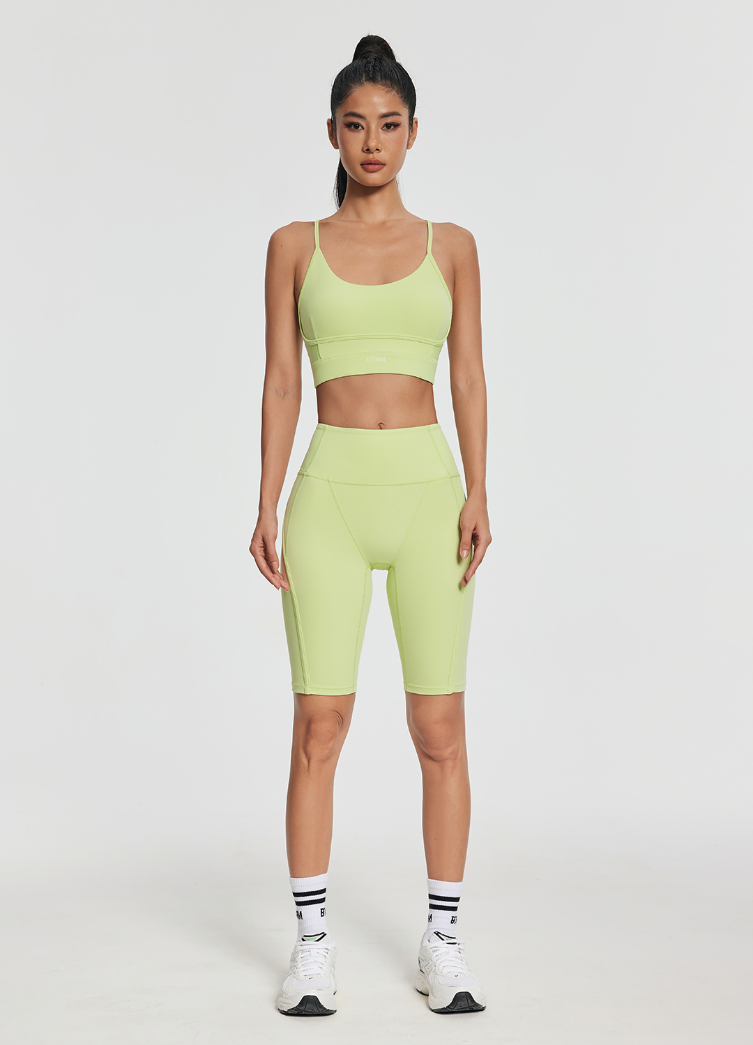 High-Performance Biker Shorts for Women - Moisture-Wicking & Breathable Cycling Shorts with Padded Liner - Perfect for Road Biking, Spinning & Gym Workouts