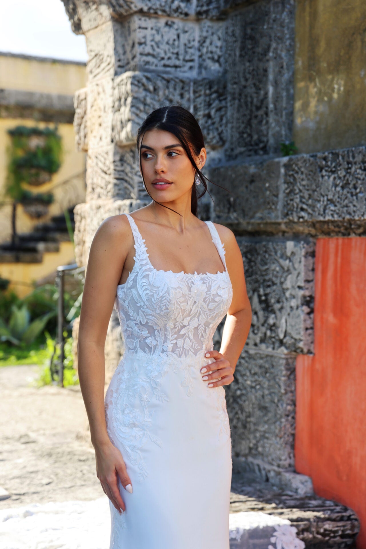 Amelie - Stylish Women's Fashion Dresses & Tops for Casual, Party & Work Wear | Trendy & Comfortable Outfits for Everyday Use