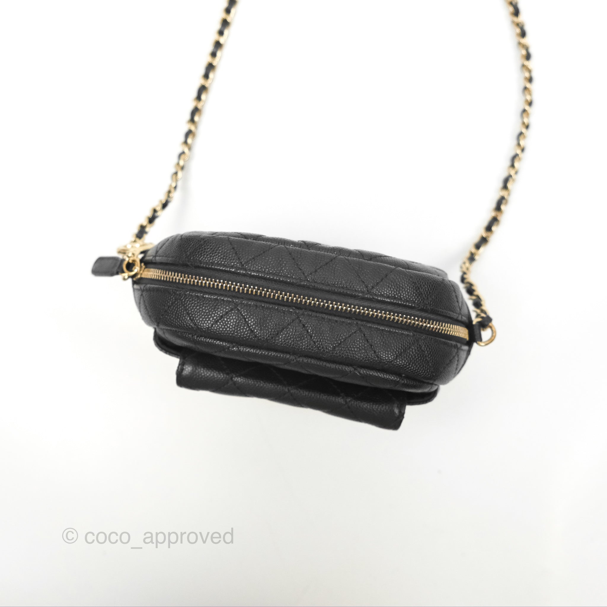 Chanel CC Day Camera Bag in Black Caviar Leather with Gold Hardware - Luxury Crossbody Bag for Women, Perfect for Everyday Use & Special Occasions