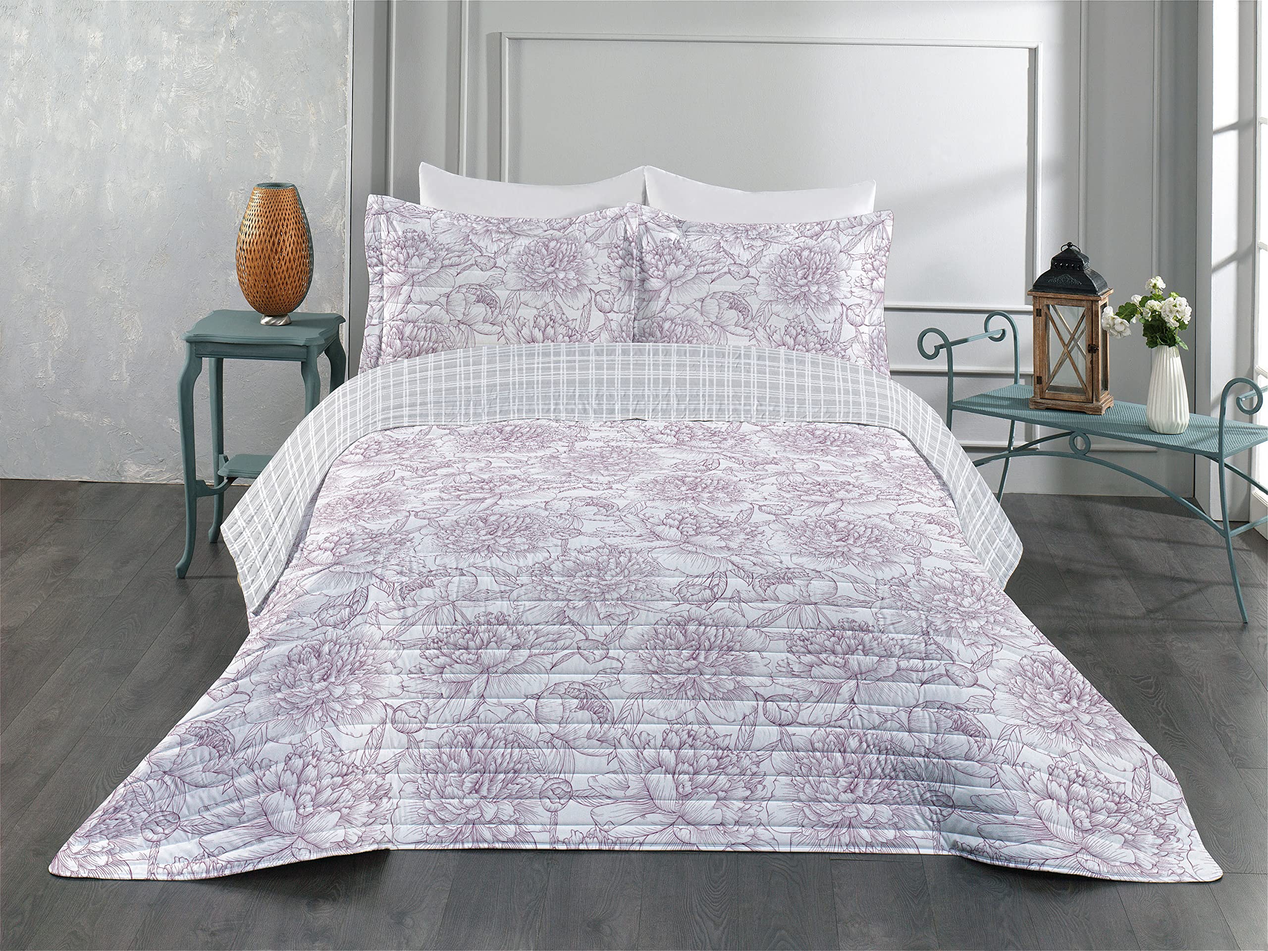 Ambesonne Floral Reversible Queen Size Bedspread Set - Hand Drawn Rose, Chamomile & Peonies Design on Pale Mauve Microfiber - Includes Comforter & Pillow Shams for Bedroom Decor | Perfect for Spring Refresh, Guest Room Makeover or Boho Chic Home Styling