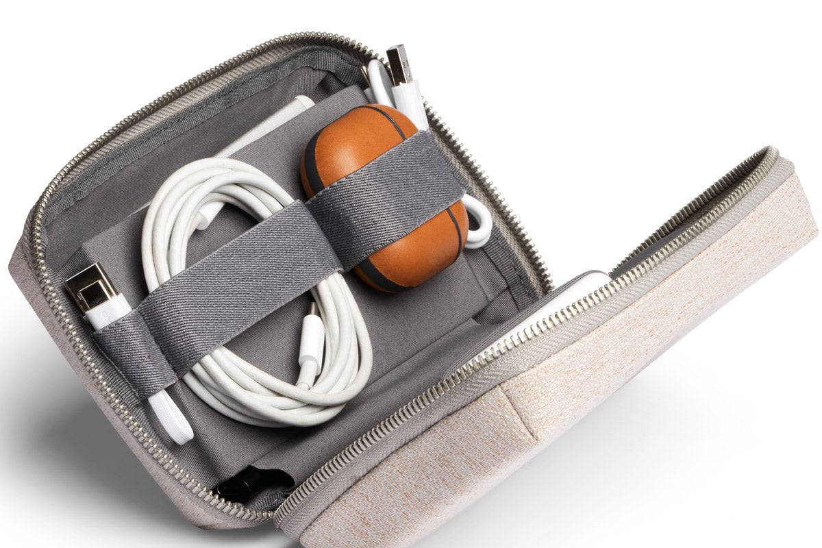 Bellroy Compact Tech Organizer - Slim Travel Cable Pouch for Phones, Chargers & Accessories | Perfect for Business Trips & Daily Commute