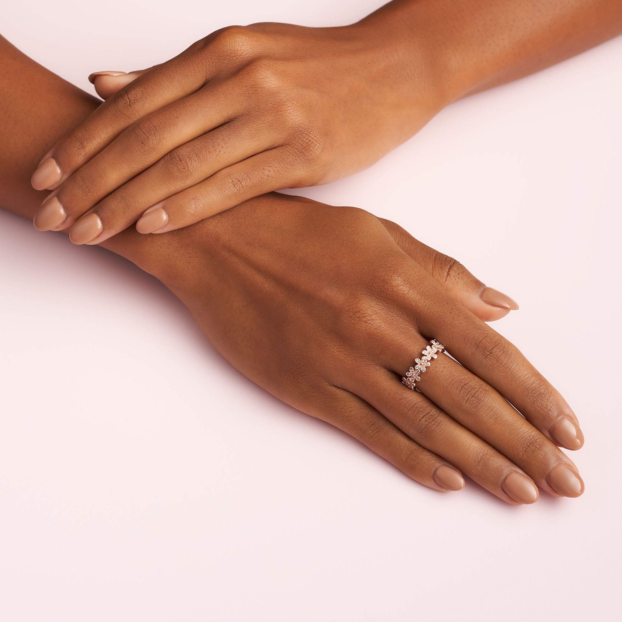 PANDORA Daisy Flower Ring for Women - 14k Rose Gold-Plated Cubic Zirconia Ring - Elegant Gift for Her - Perfect for Weddings, Anniversaries & Special Occasions