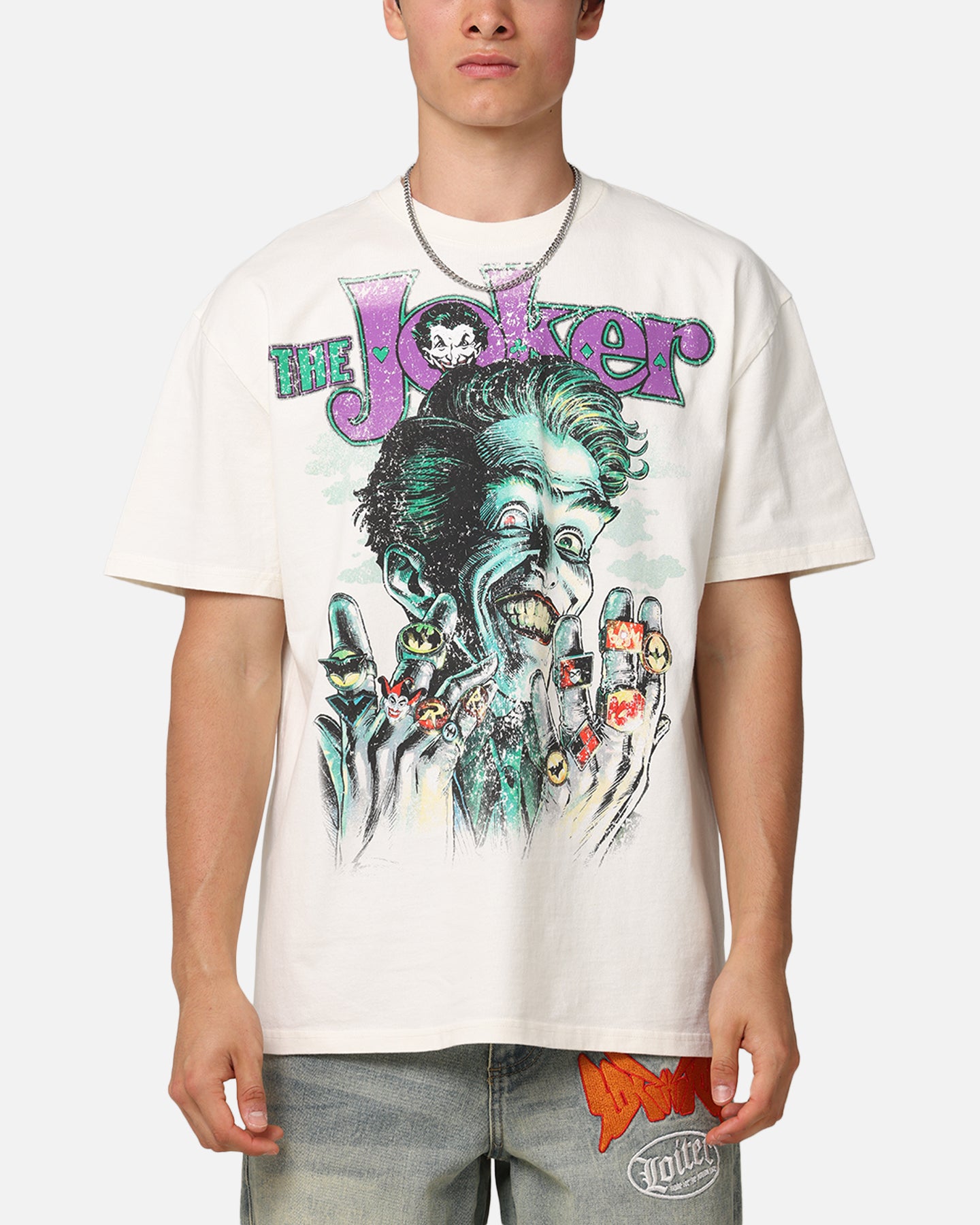 American Thrift DC Batman vs Joker Graphic Heavyweight T-Shirt - Off White | Superhero Comic Fan Gift, Cosplay & Casual Streetwear