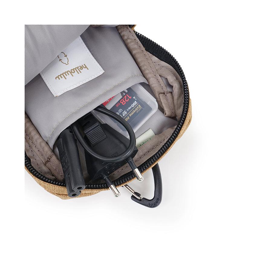 HELLOLULU Dale Compact Camera Bag Brown - Stylish & Lightweight DSLR/SLR Camera Case for Travel, Hiking & Everyday Use