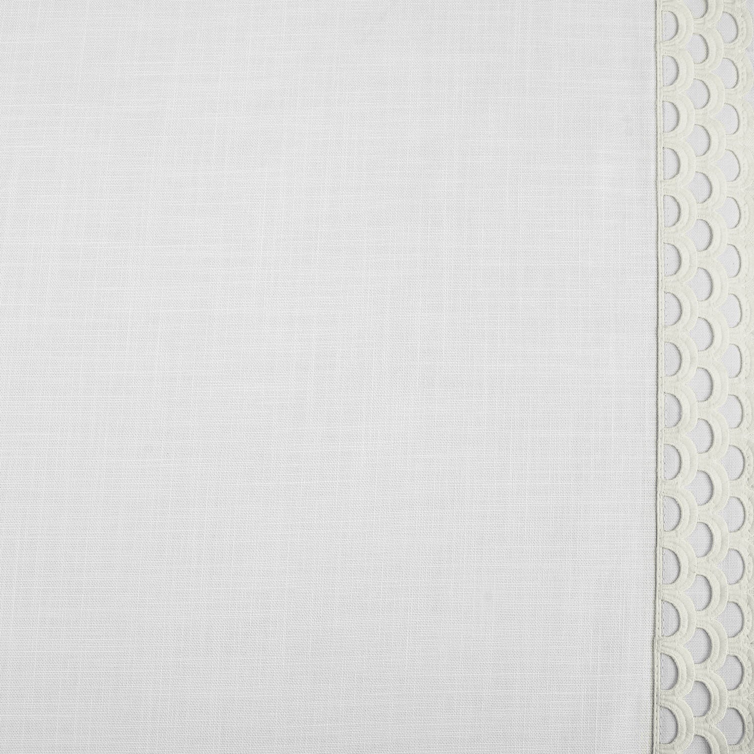Scalloped White Bordered Modern Hampton Textured Cotton Fabric Swatch - Perfect for Home Decor, Upholstery, and DIY Sewing Projects