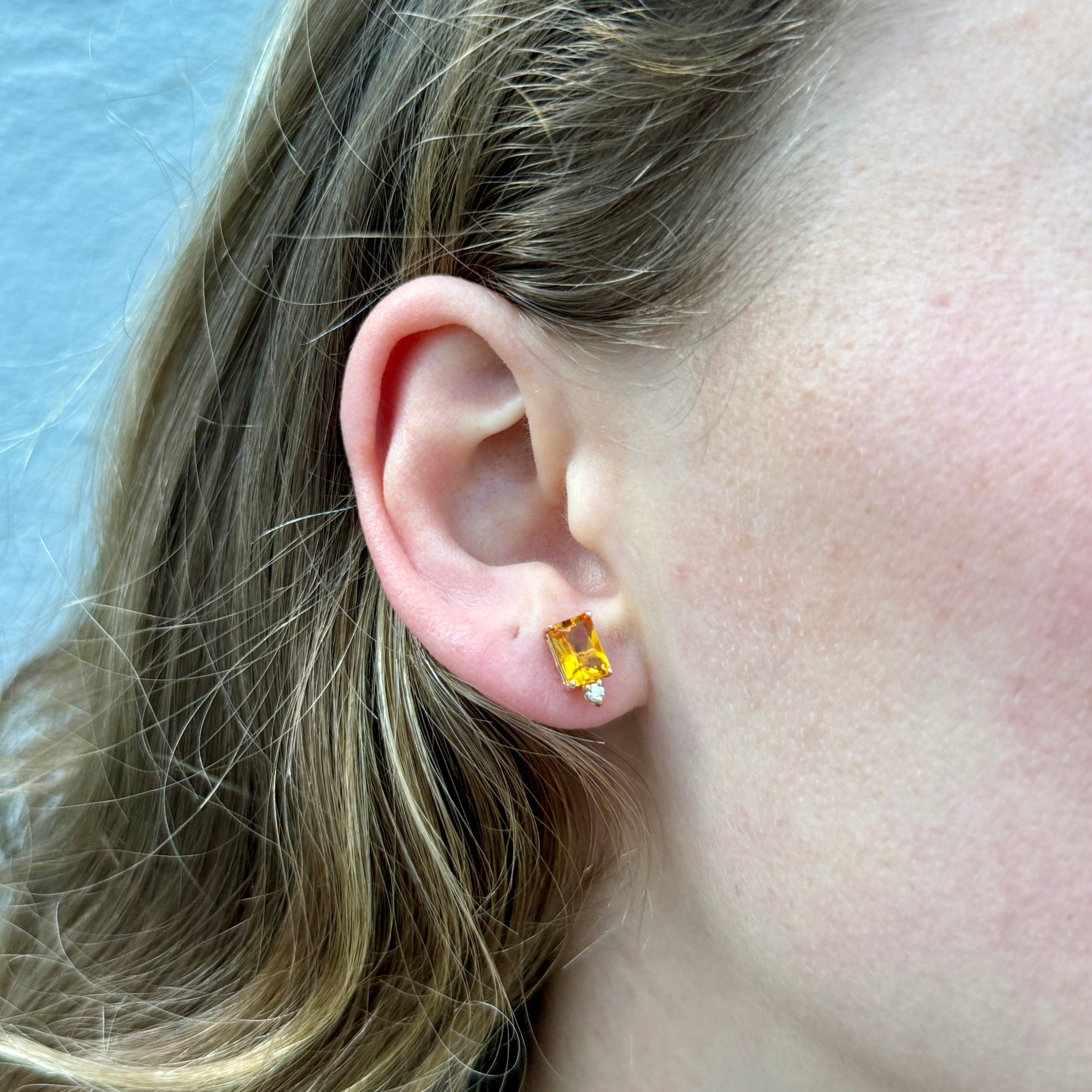 14K Yellow Gold Emerald Cut Citrine & Diamond Stud Earrings for Women - Elegant Jewelry Gift for Birthday, Anniversary & Special Occasions