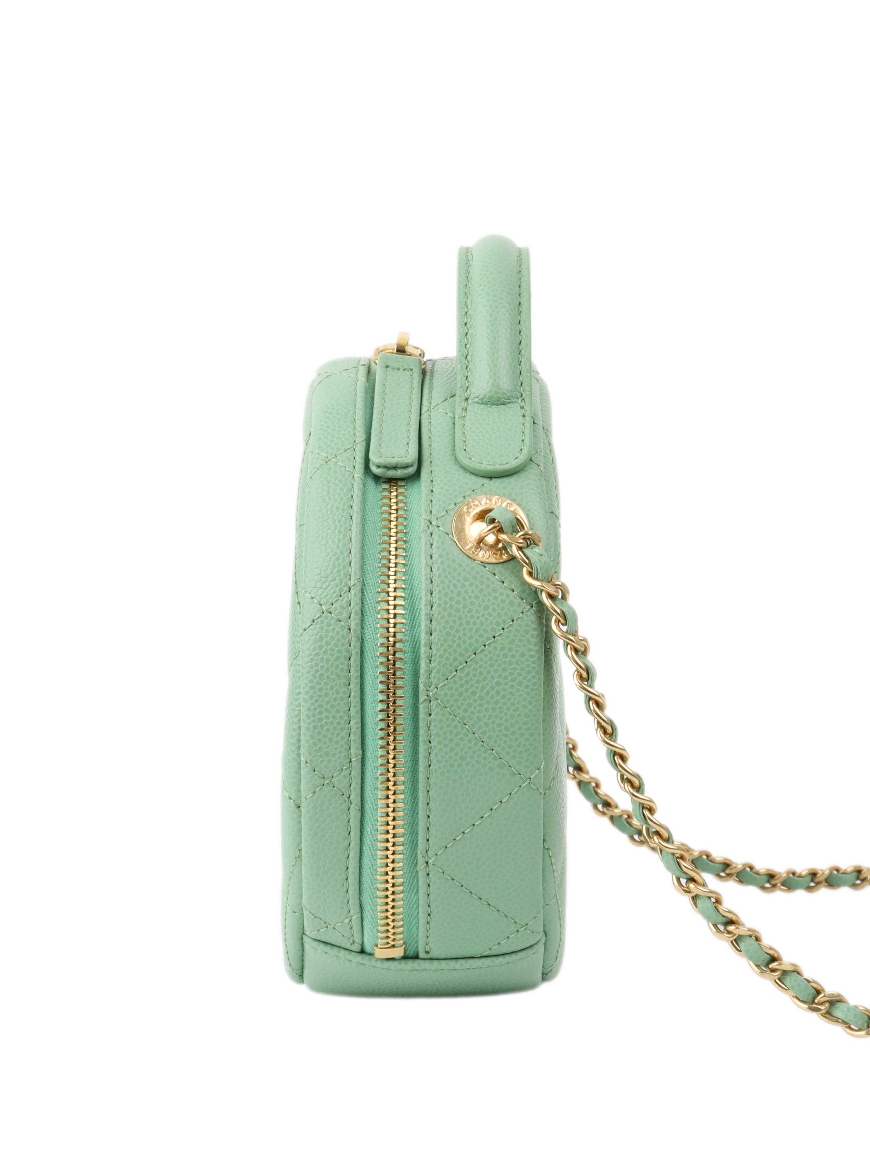 Chanel Green Round Vanity Bag - Luxury Women's Handbag for Evening Parties, Date Nights & Special Occasions