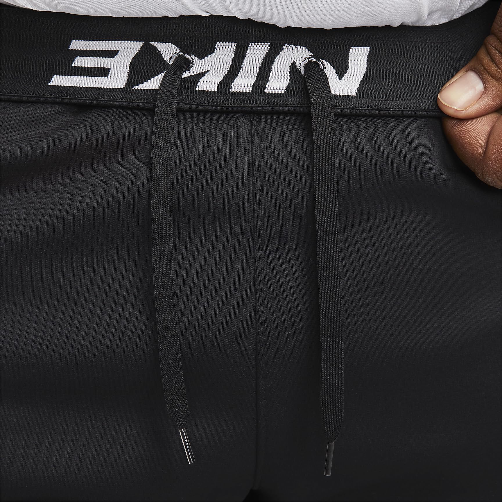Nike Men's Therma Open Hem Fitness Pants - Black/White Workout Joggers for Running, Gym & Training - Lightweight & Breathable Activewear for Men